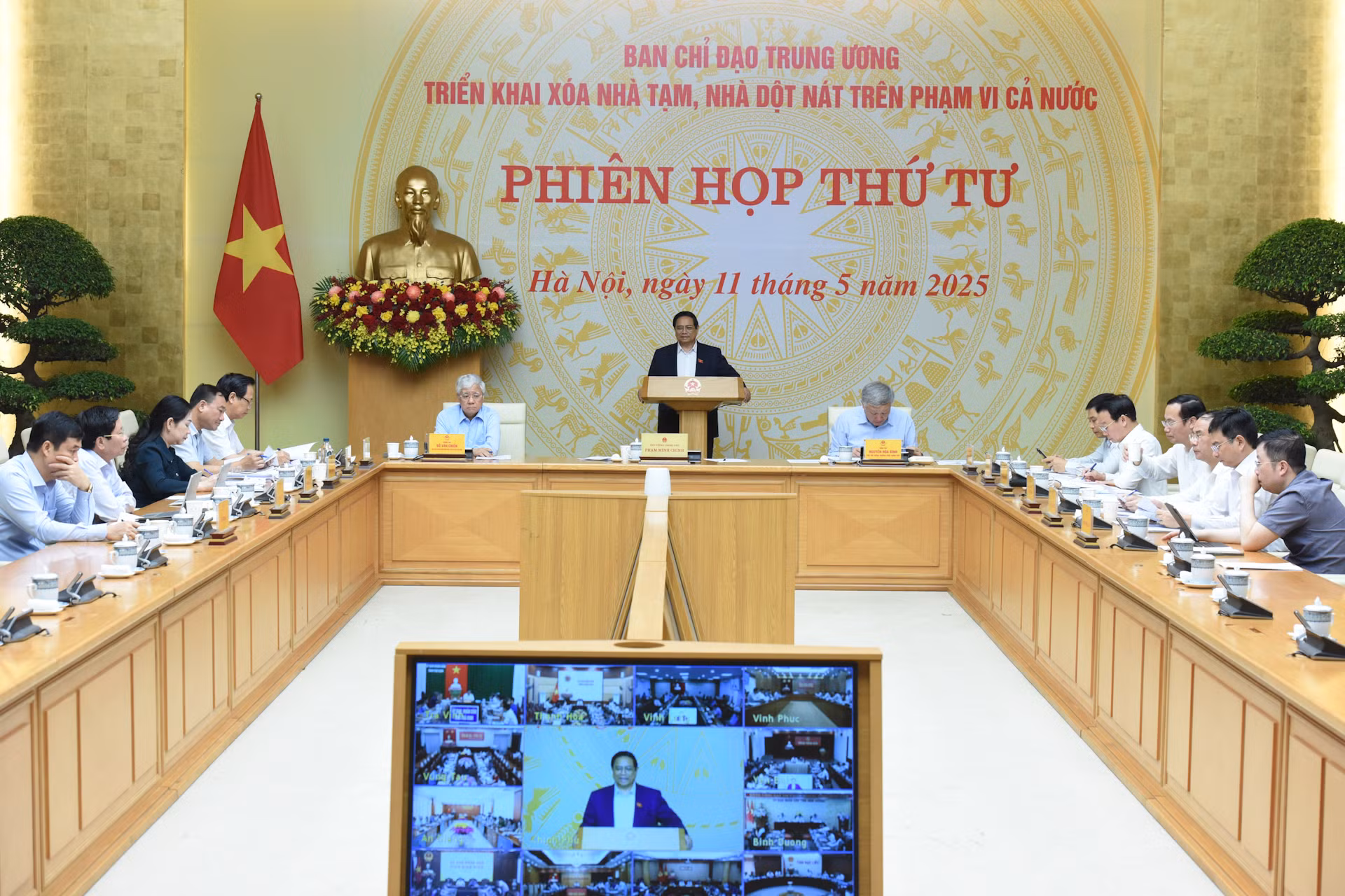 [Ảnh] Thủ tướng Phạm Minh Chính chủ trì phiên họp lần thứ tư Ban Chỉ đạo xóa nhà tạm, nhà dột nát ảnh 3