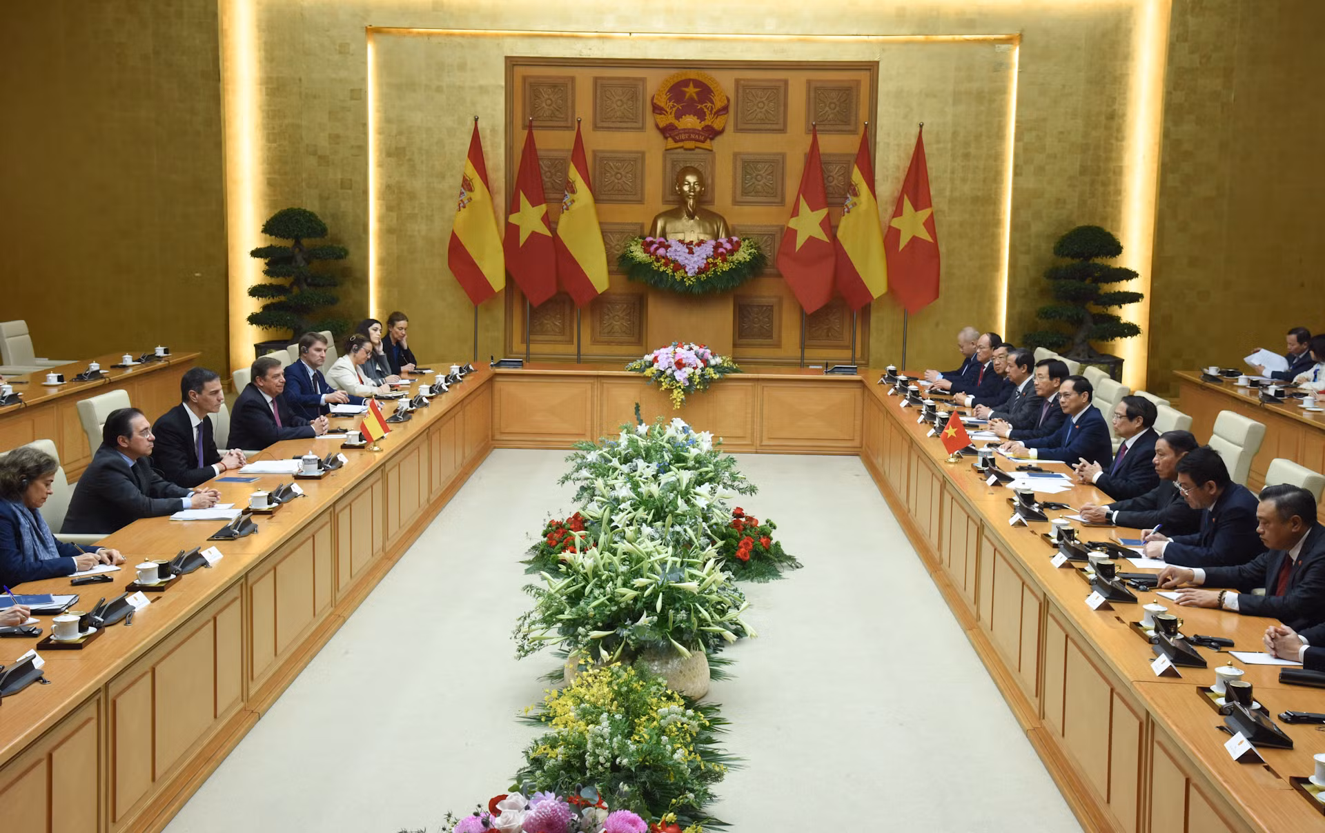 [Ảnh] Thủ tướng Phạm Minh Chính hội đàm với Thủ tướng Tây Ban Nha Pedro Sanchez ảnh 6