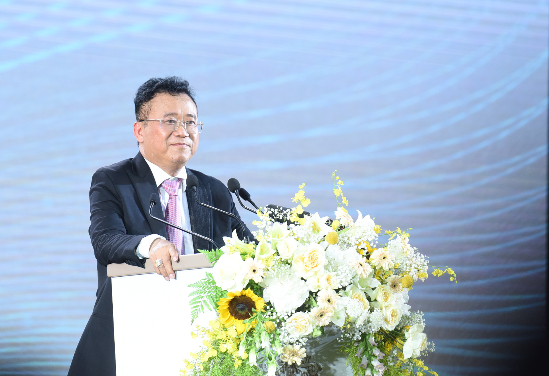 Ông Đặng Thành Tâm, Chủ tịch Tổng công ty Phát triển Đô thị Kinh Bắc phát biểu.