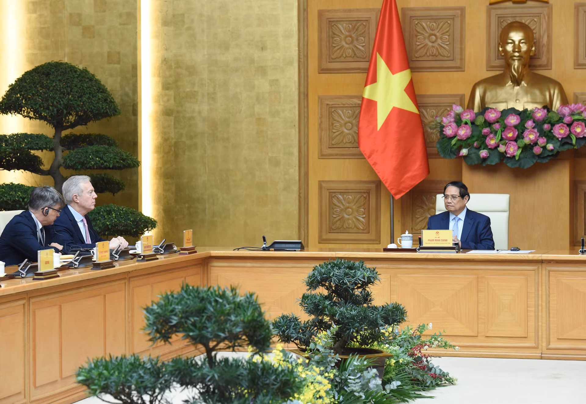 Thủ tướng Phạm Minh Chính tiếp Đoàn Hội đồng Kinh doanh Hoa Kỳ-ASEAN. 
