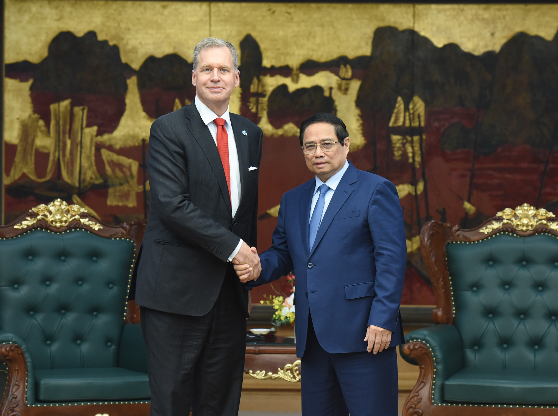 Thủ tướng Phạm Minh Chính tiếp ông Steven Kobos, Chủ tịch kiêm Giám đốc điều hành Tập đoàn Excelerate Energy (Hoa Kỳ).