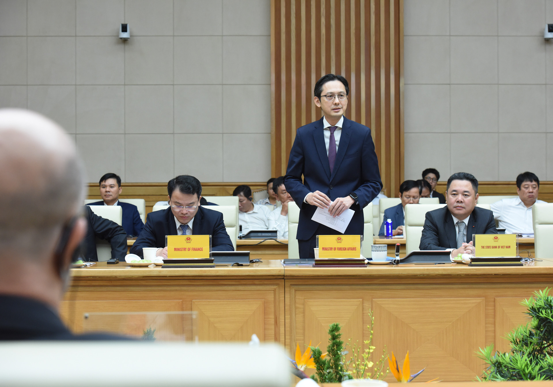 Thứ trưởng Ngoại giao Đỗ Hùng Việt phát biểu. Thứ trưởng Ngoại giao Đỗ Hùng Việt phát biểu.