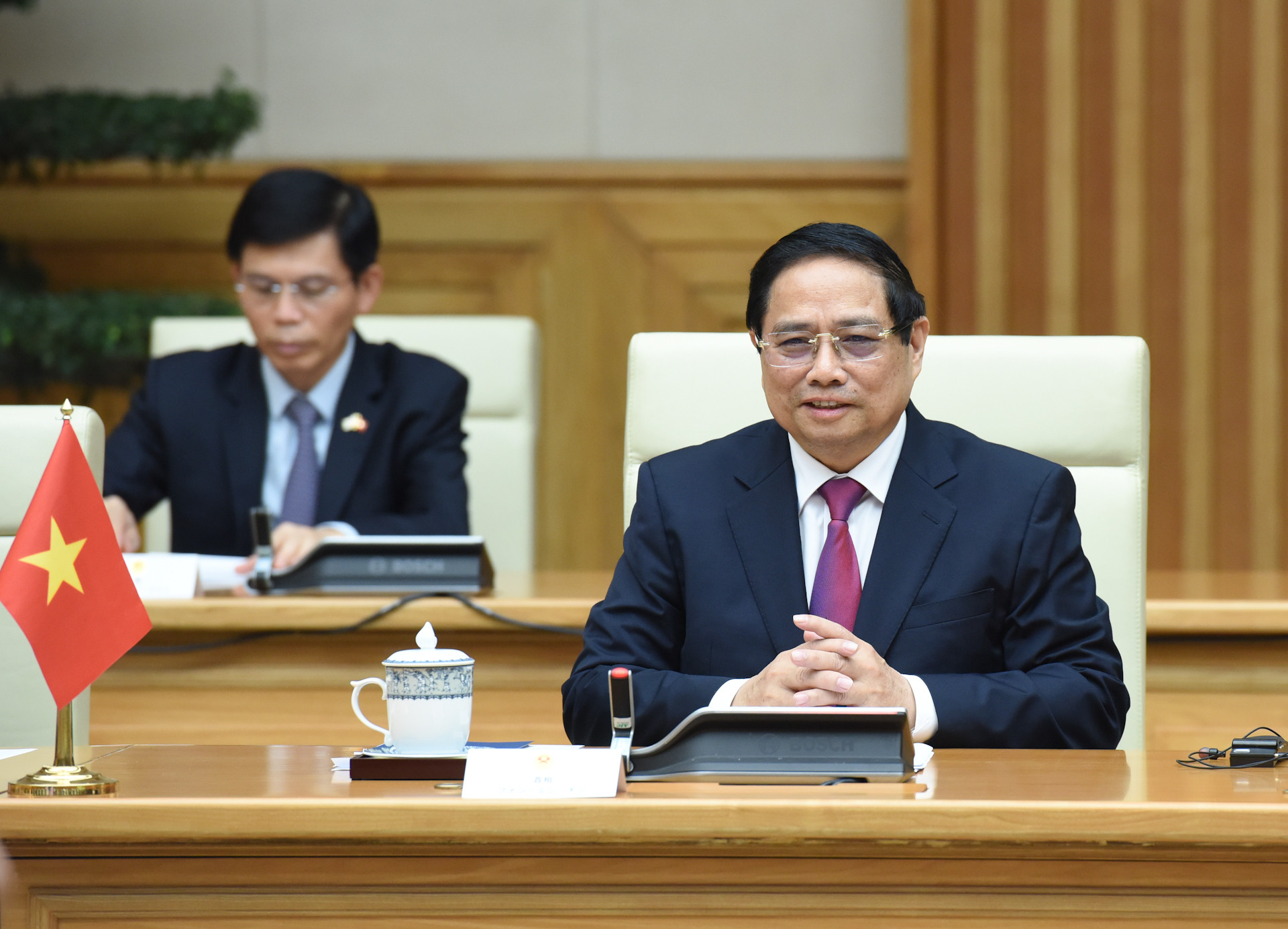 Thủ tướng Phạm Minh Chính phát biểu hội đàm với Thủ tướng Nhật Bản Ishiba Shigeru.