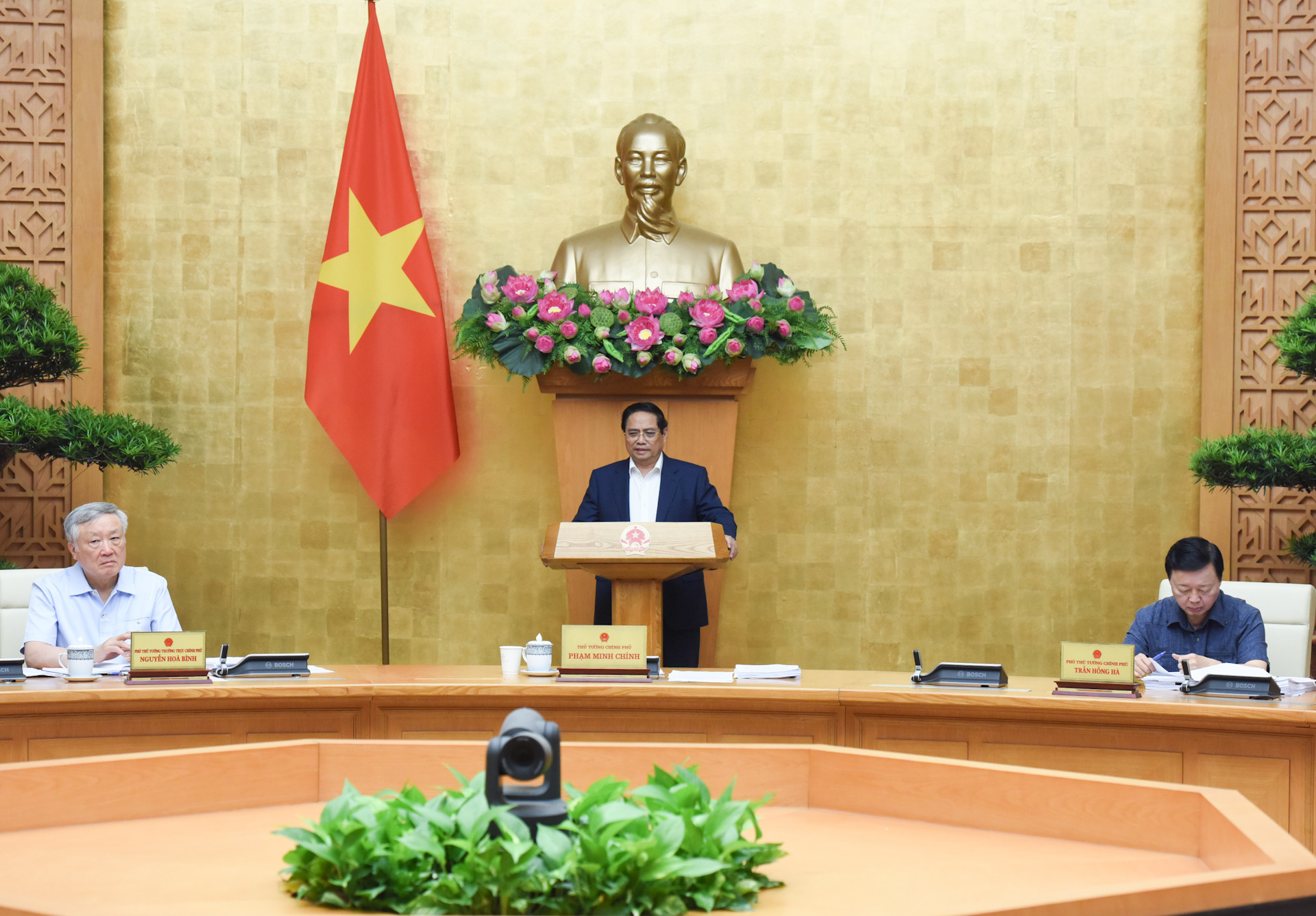 Thủ tướng Phạm Minh Chính chủ trì Phiên họp Chính phủ chuyên đề về xây dựng pháp luật tháng 5 năm 2025.