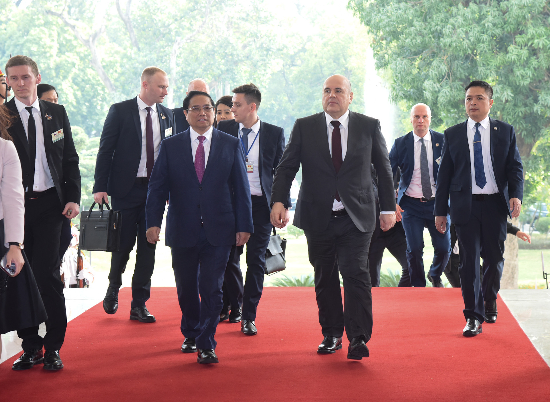 Thủ tướng Phạm Minh Chính và Thủ tướng Nga Mikhail Mishustin dự Đối thoại doanh nghiệp cấp cao Việt Nam-Liên bang Nga.