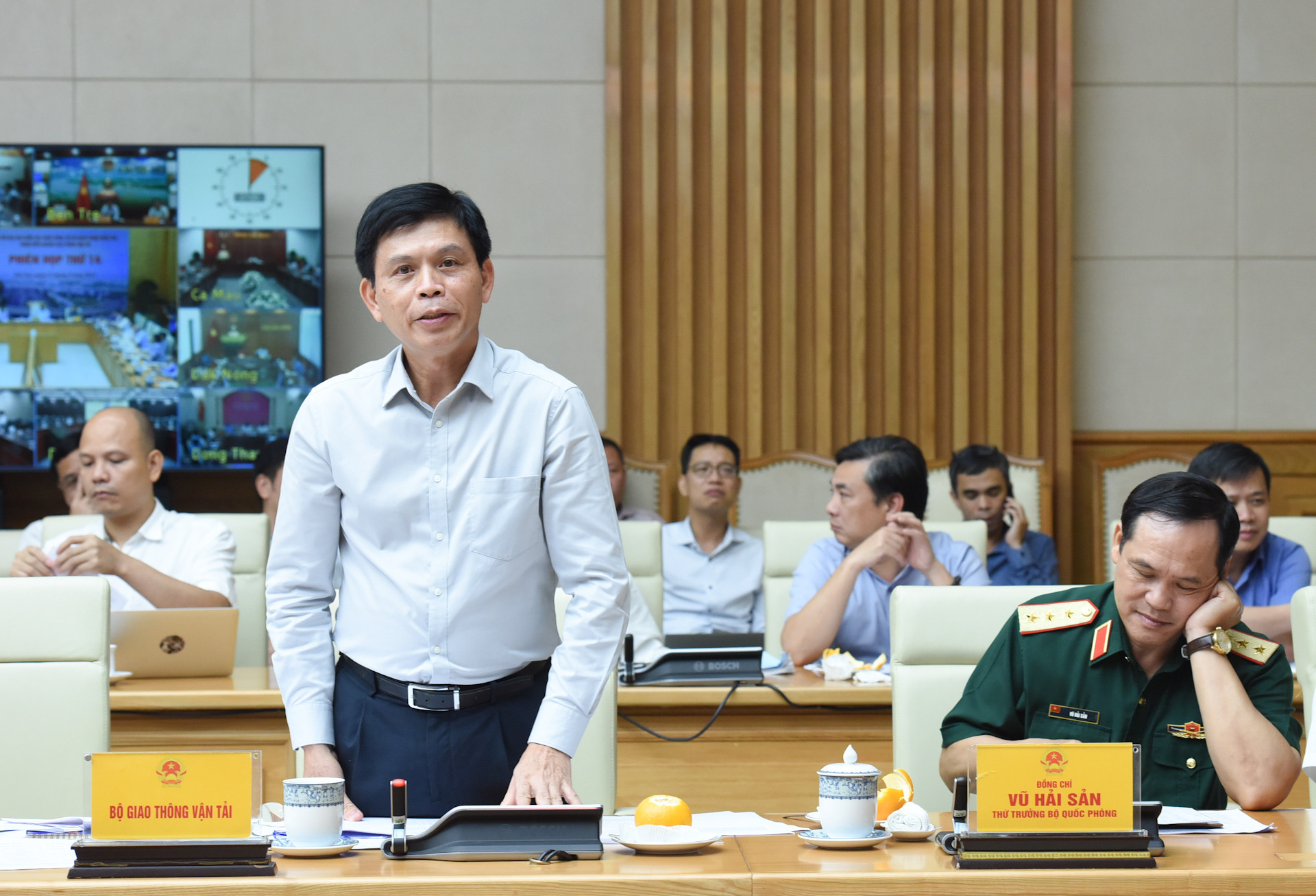 Đại diện lãnh đạo Bộ Giao thông Vận tải phát biểu.