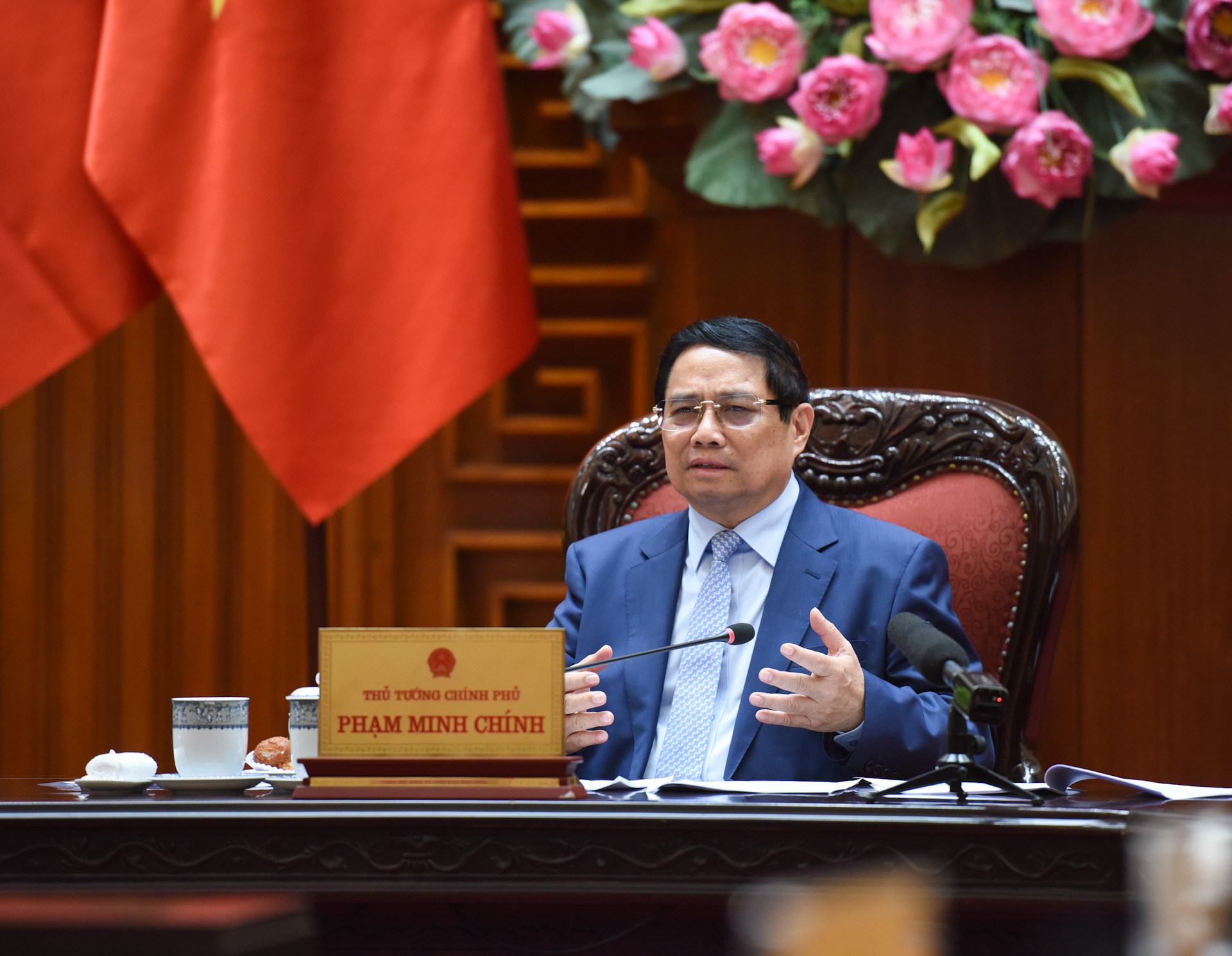 Thủ tướng Phạm Minh Chính phát biểu tại cuộc họp với các bộ, ngành để rà soát các công việc chuẩn bị đàm phán thương mại với phía Hoa Kỳ.