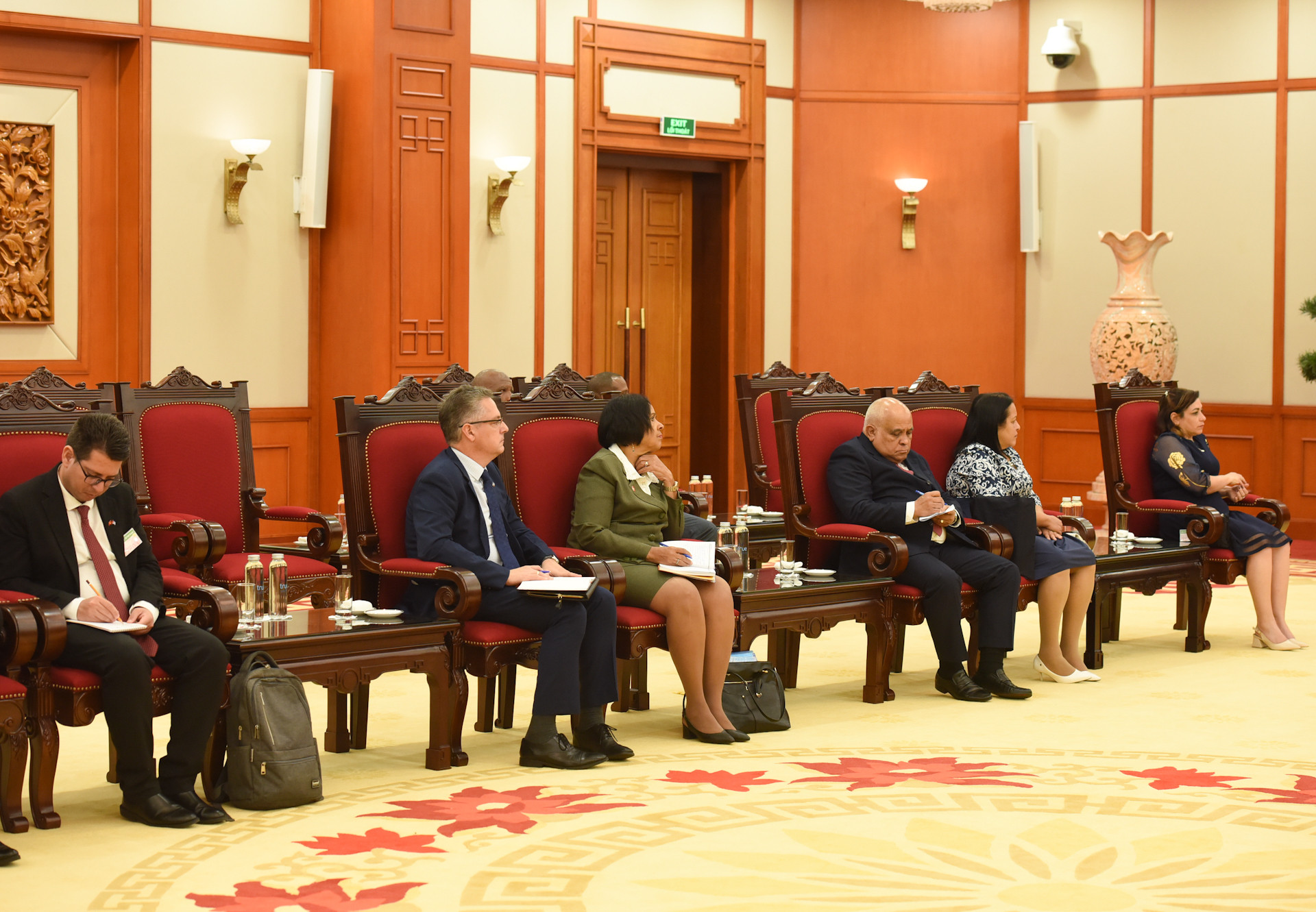 Các thành viên đoàn đại biểu Quốc hội Chính quyền Nhân dân Cuba tham dự buổi tiếp.