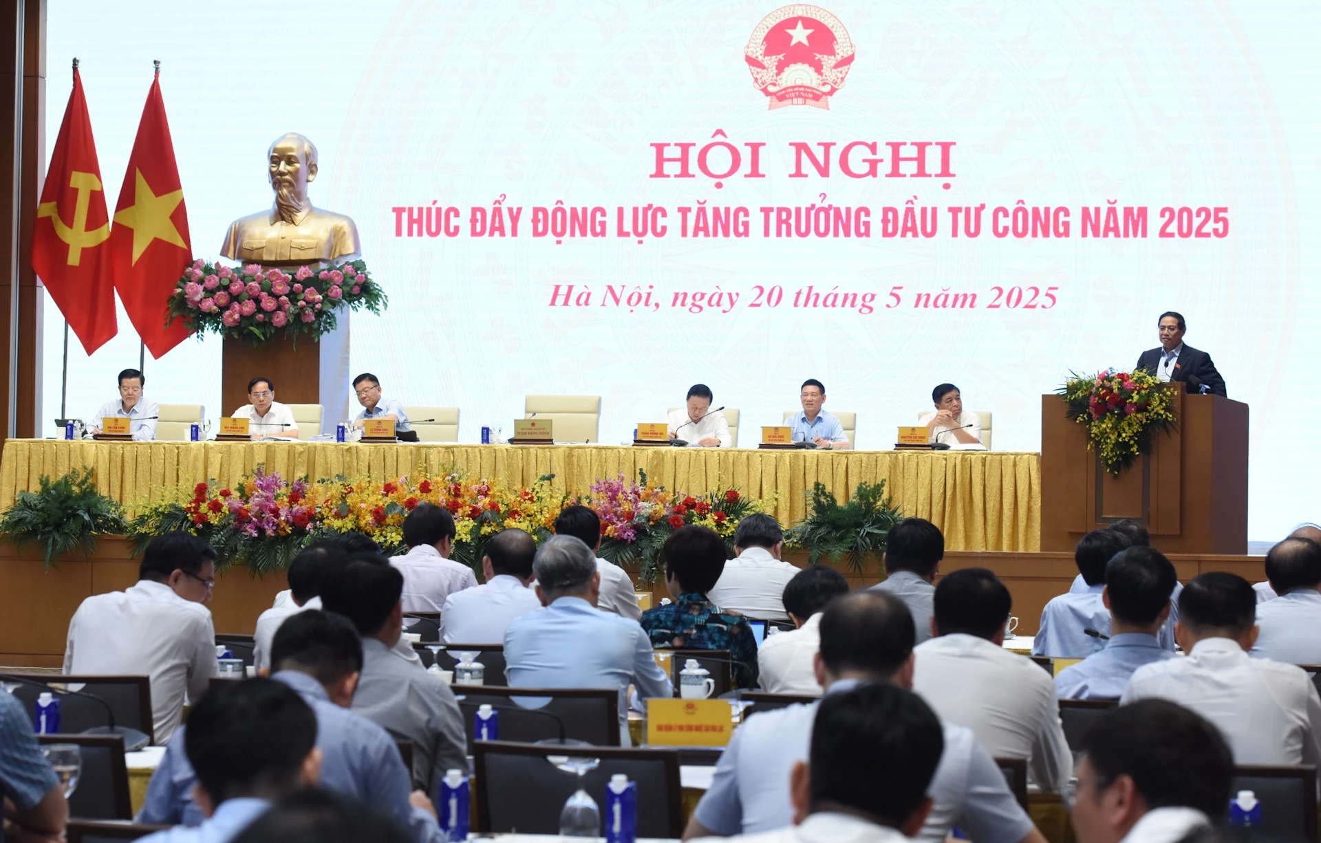 Quang cảnh hội nghị. 
