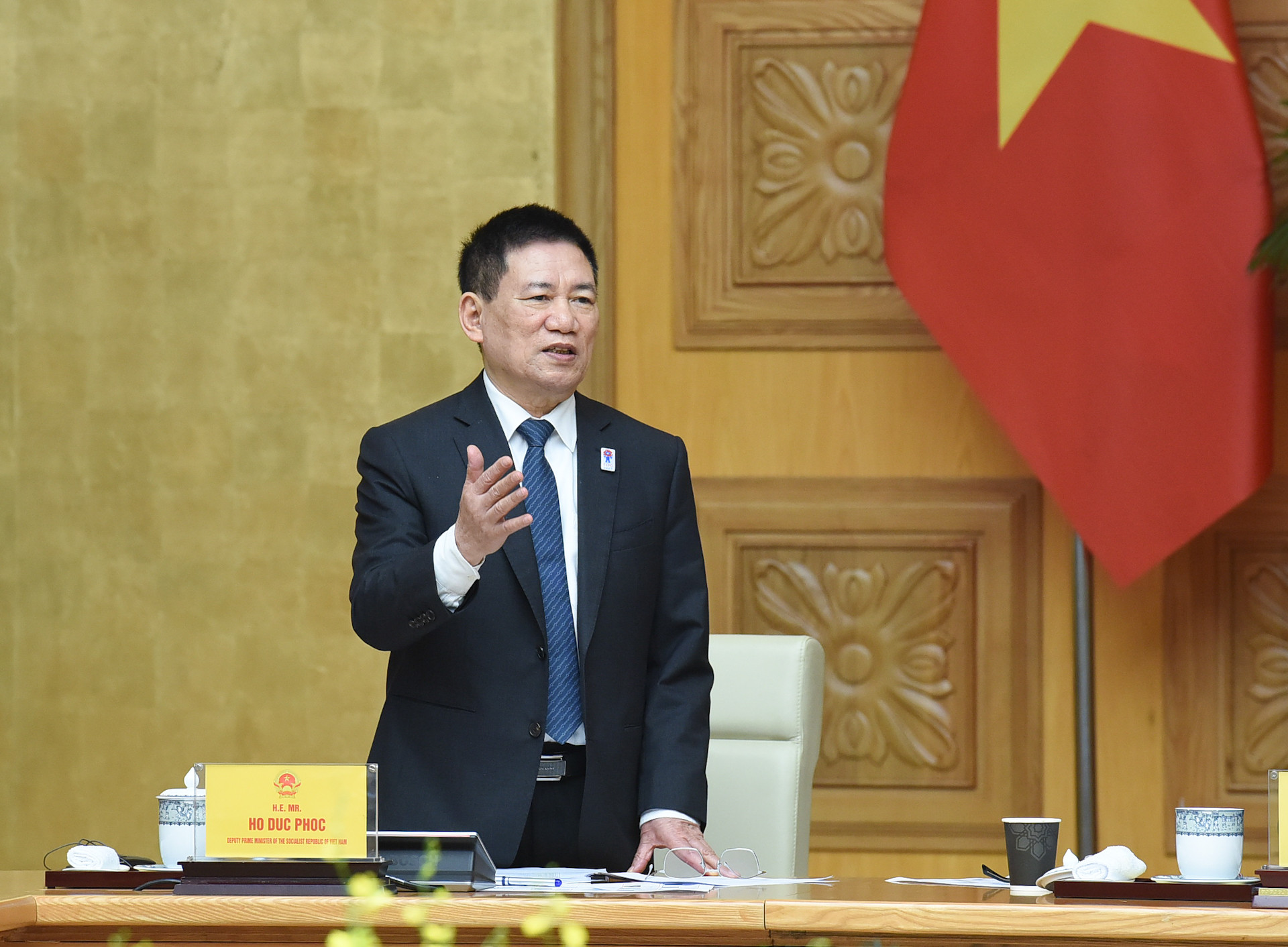 Phó Thủ tướng Hồ Đức Phớc phát biểu tại tọa đàm.