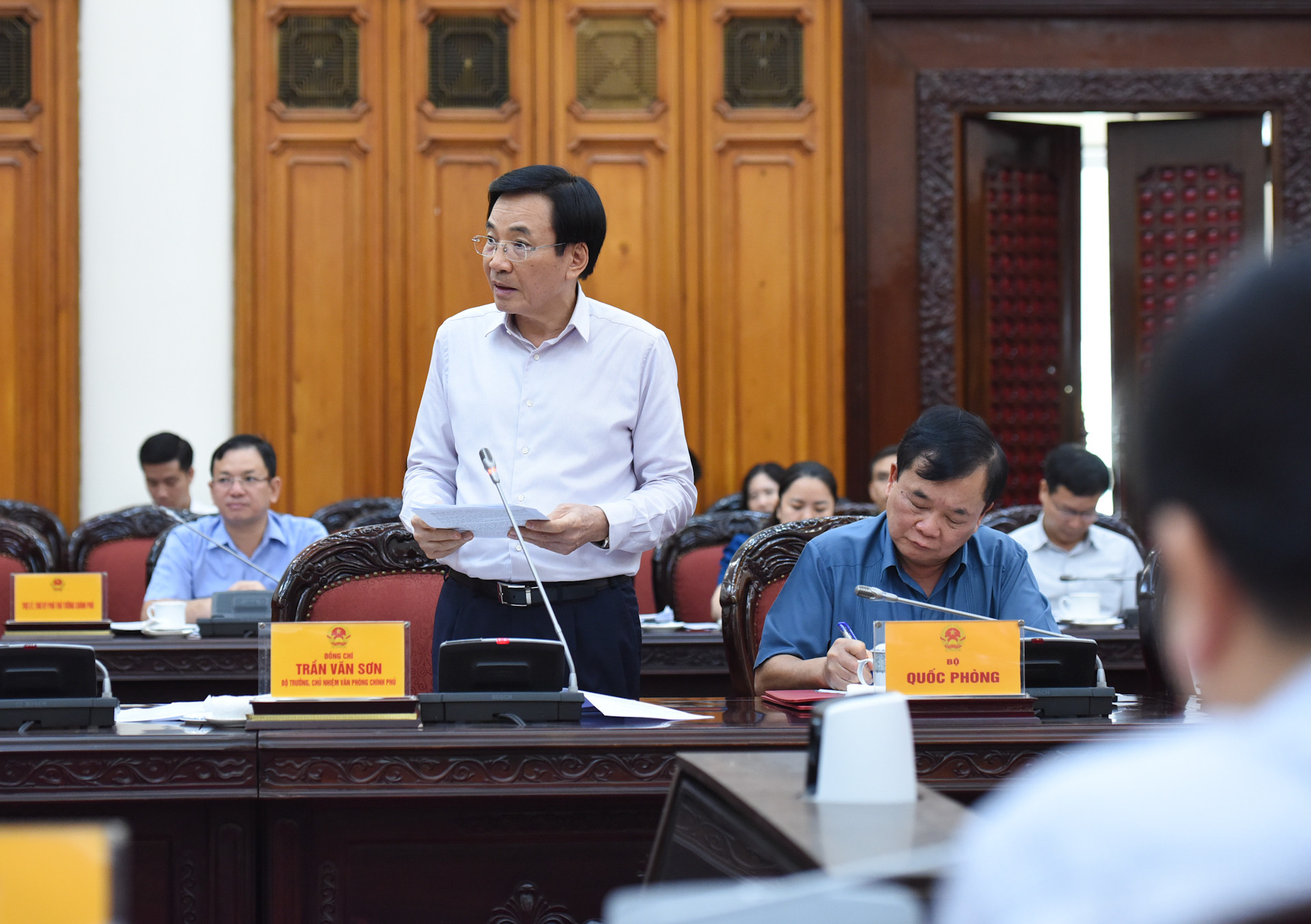 Bộ trưởng Chủ nhiệm Văn phòng Chính phủ Trần Văn Sơn phát biểu. Bộ trưởng Chủ nhiệm Văn phòng Chính phủ Trần Văn Sơn phát biểu.
