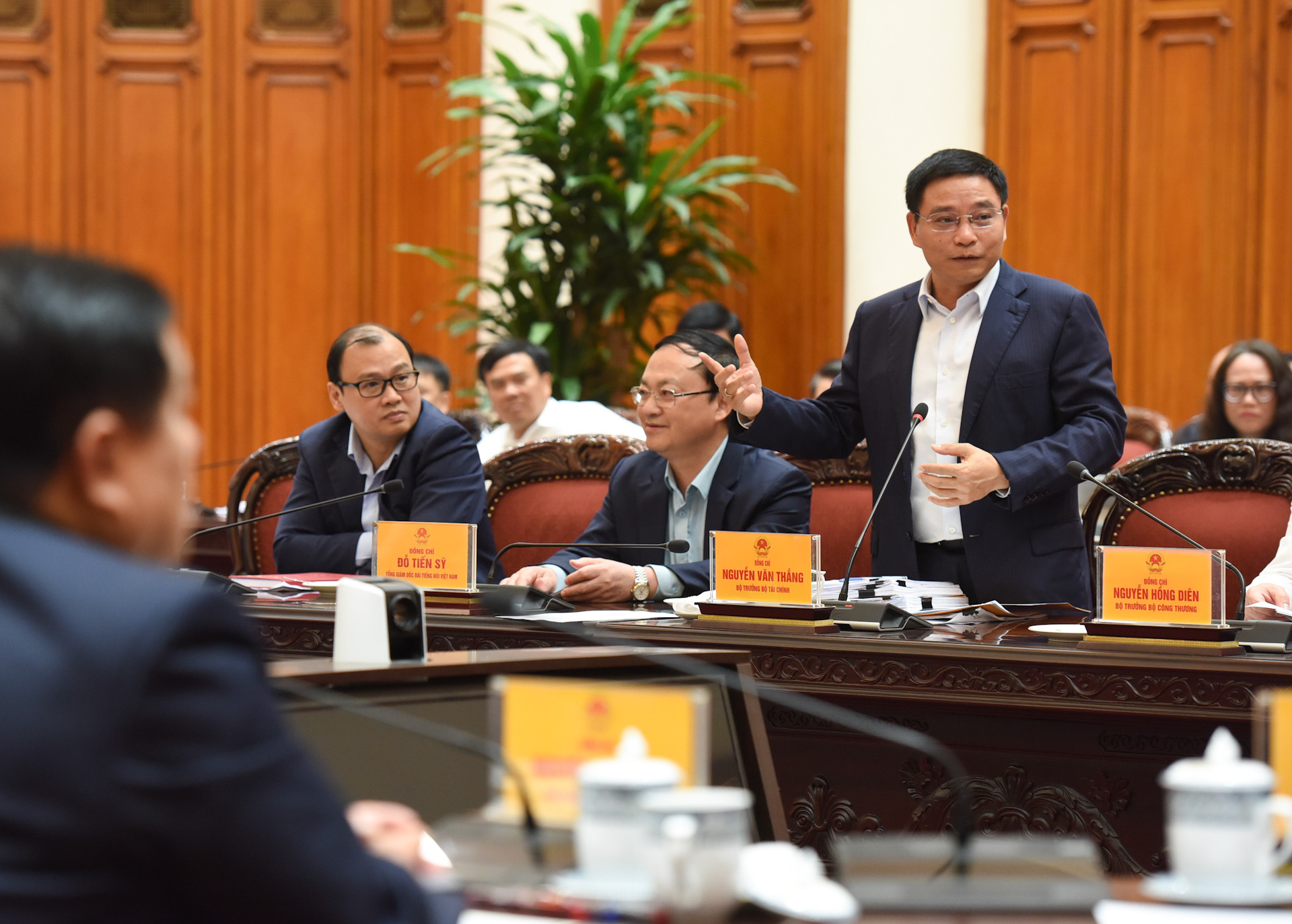 Bộ trưởng Tài chính Nguyễn Văn Thắng phát biểu.