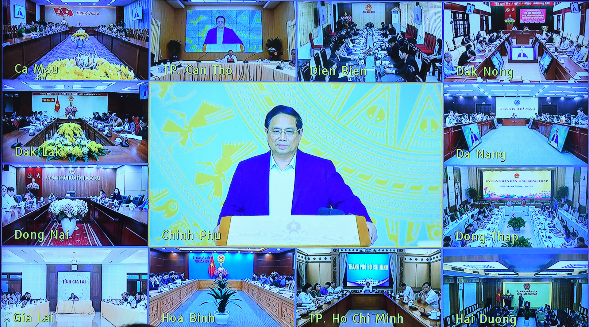 Hội nghị diễn ra tại Hà Nội và trực tuyến đến 63 tỉnh, thành phố.