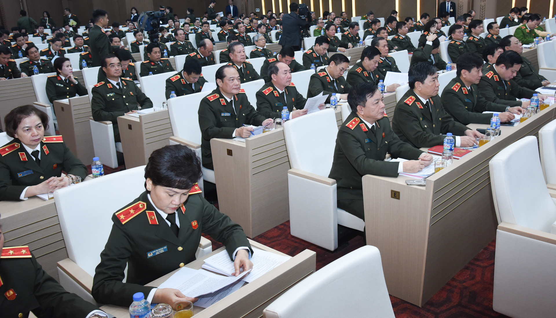 Các đại biểu dự hội nghị. Các đại biểu dự hội nghị.