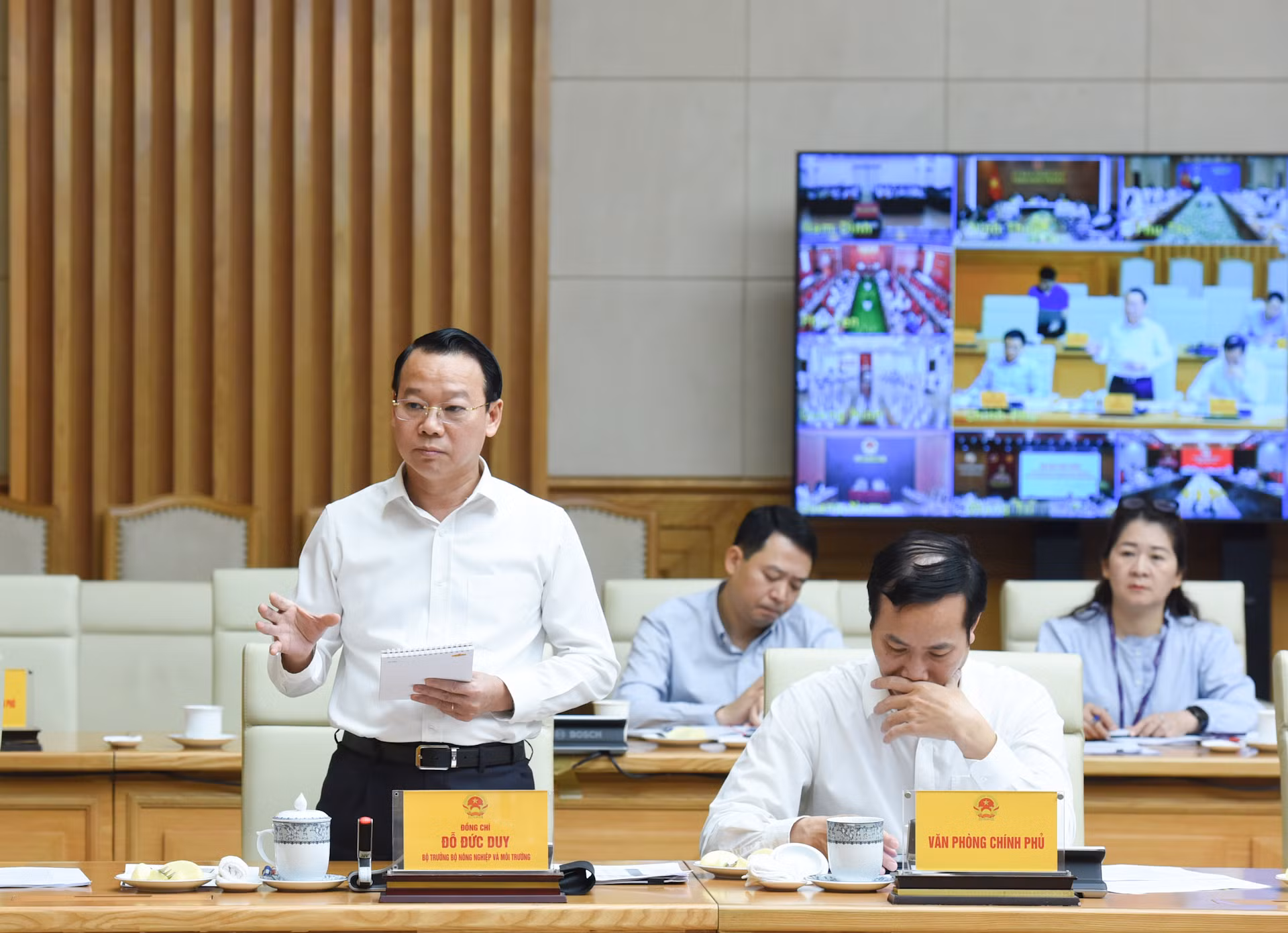 [Ảnh] Thủ tướng Phạm Minh Chính chủ trì phiên họp lần thứ tư Ban Chỉ đạo xóa nhà tạm, nhà dột nát ảnh 8