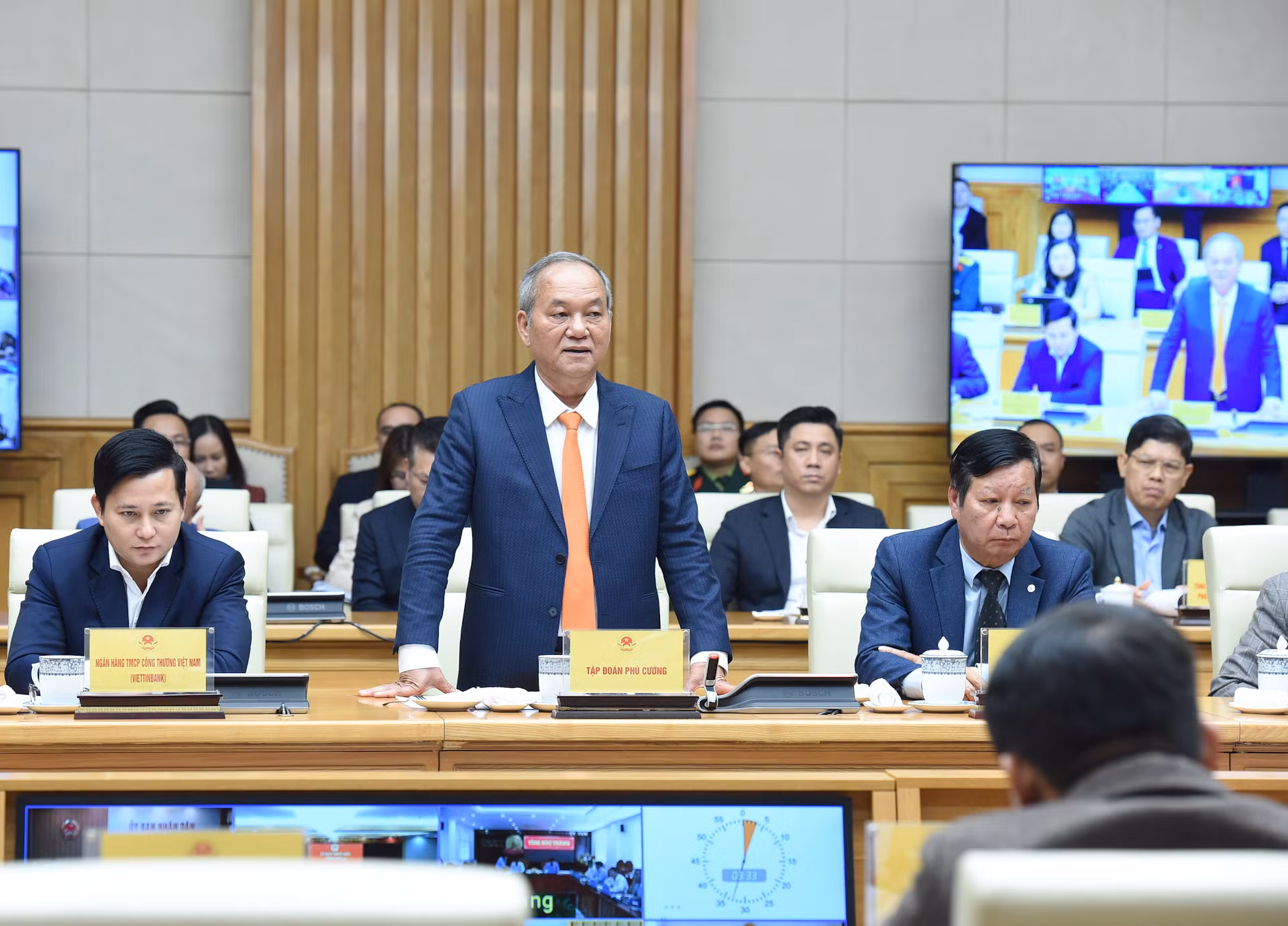 Đại diện lãnh đạo Tập đoàn Phú Cường phát biểu.