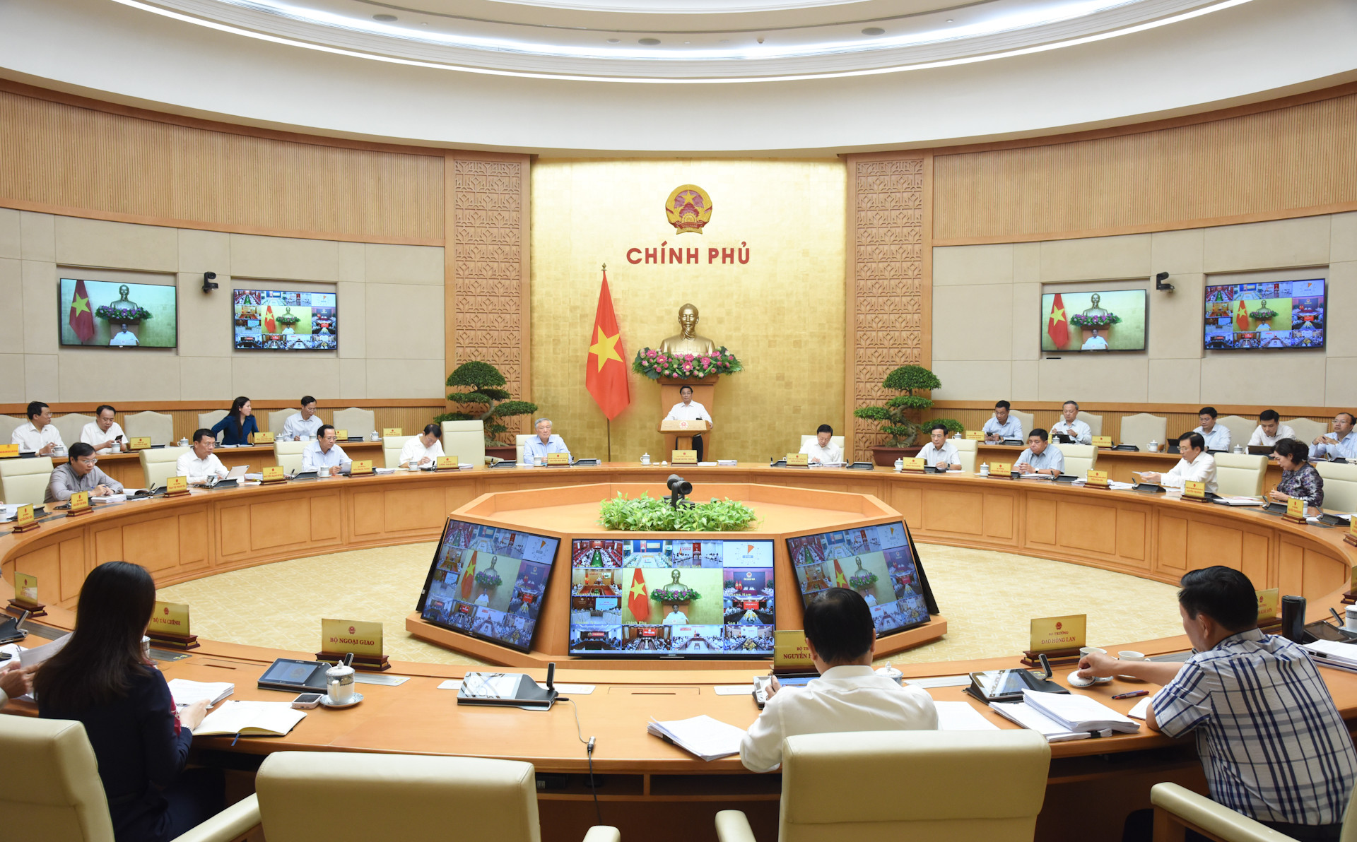 [Ảnh] Thủ tướng Phạm Minh Chính chủ trì Phiên họp Chính phủ thường kỳ tháng 9 ảnh 1