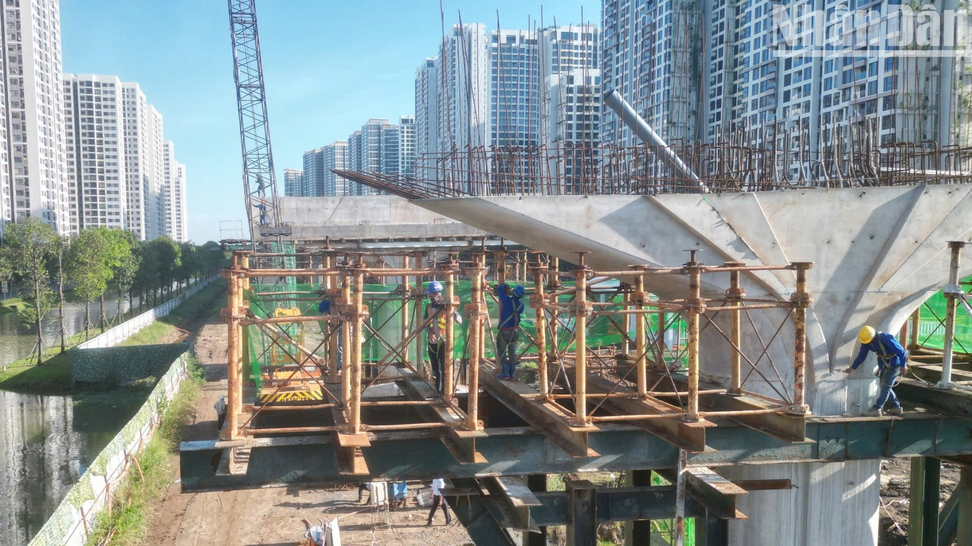 Sau hơn 1 năm thi công, dự án Vành đai 3 Thành phố Hồ Chí Minh đạt 30% giá trị xây lắp. Sau hơn 1 năm thi công, dự án Vành đai 3 Thành phố Hồ Chí Minh đạt 30% giá trị xây lắp.