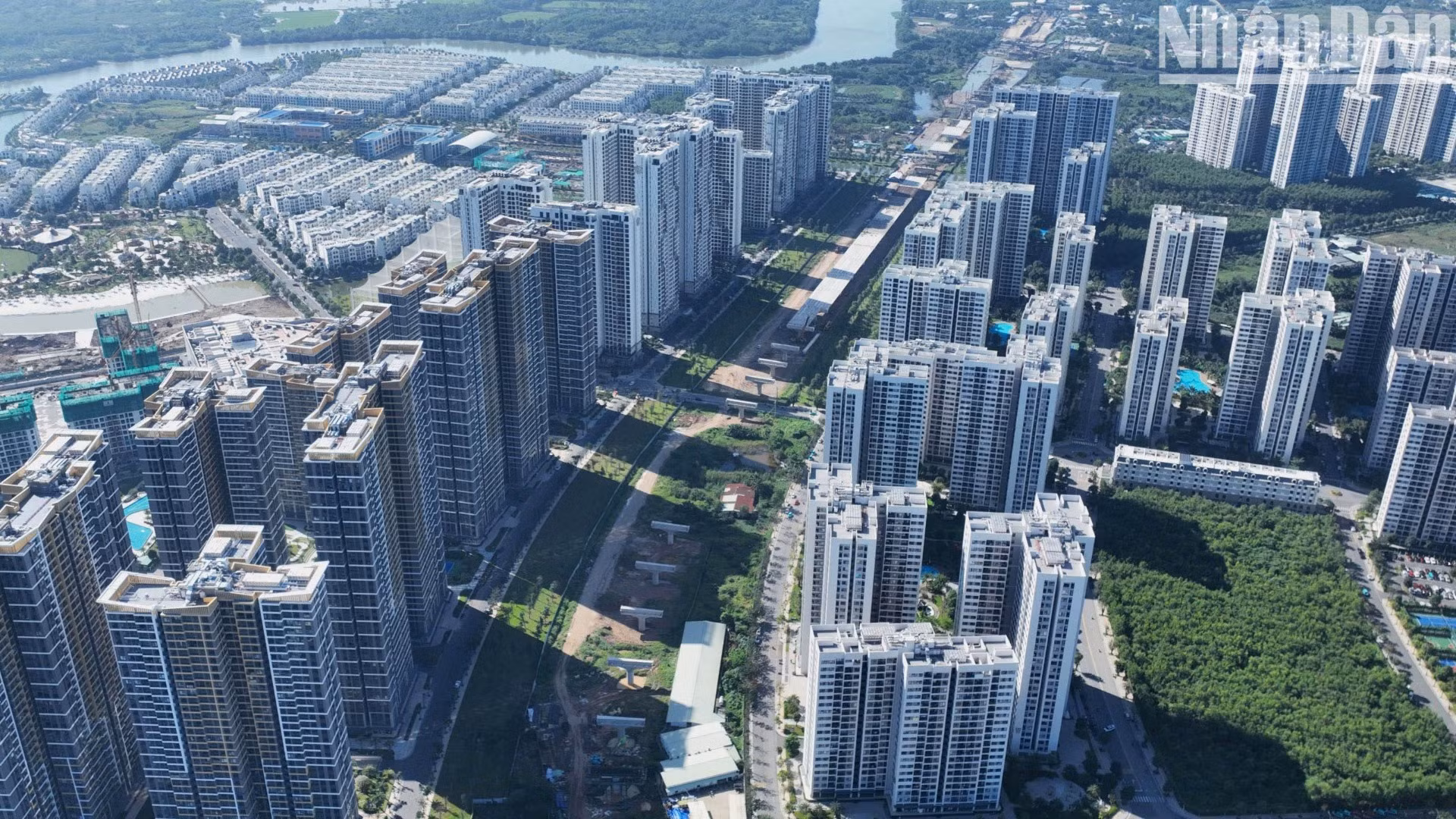 Dự án được đánh giá là công trình có ý nghĩa quan trọng, mở ra không gian phát triển các hành lang công nghiệp, kết nối nhiều cụm cảng biển, đồng thời, tăng cường kết nối các khu vực và thúc đẩy phát triển kinh tế-xã hội vùng trọng điểm phía nam.