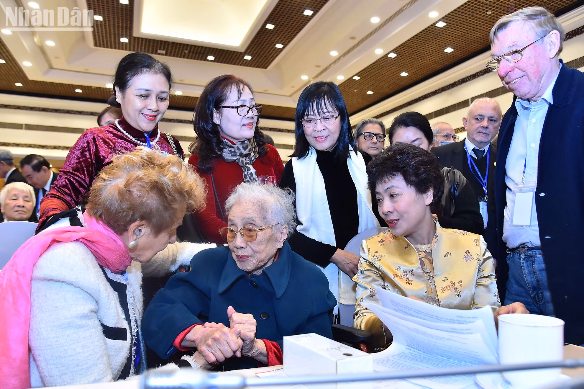 Lễ kỷ niệm là dịp để các chứng nhân lịch sử gặp mặt, ôn lại câu chuyện của những tháng ngày 50 năm trước.