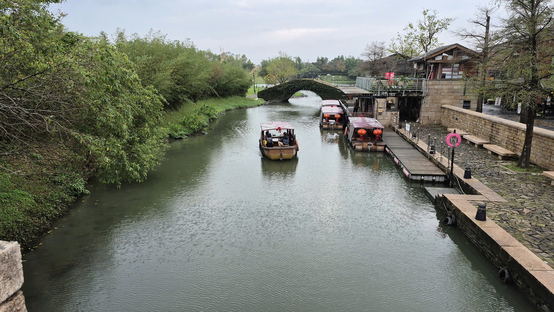 Tái hiện cảnh sông nước trong khuôn viên khu vực Trung tâm Nghệ thuật truyền thống tại Yilan.