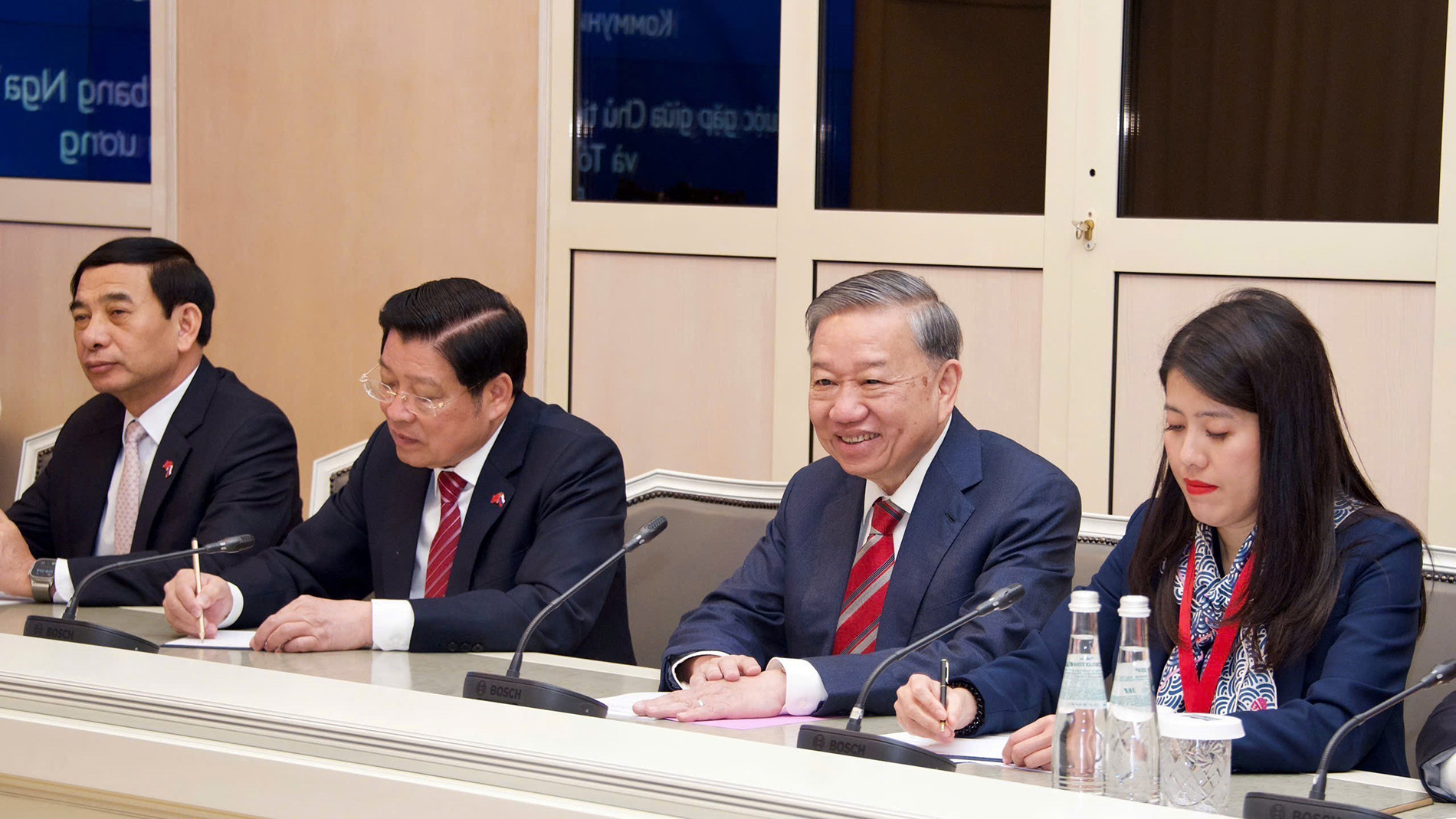 Tổng Bí thư Tô Lâm và đoàn Việt Nam tại cuộc hội kiến Chủ tịch Duma Quốc gia Liên bang Nga Vyacheslav Volodin.