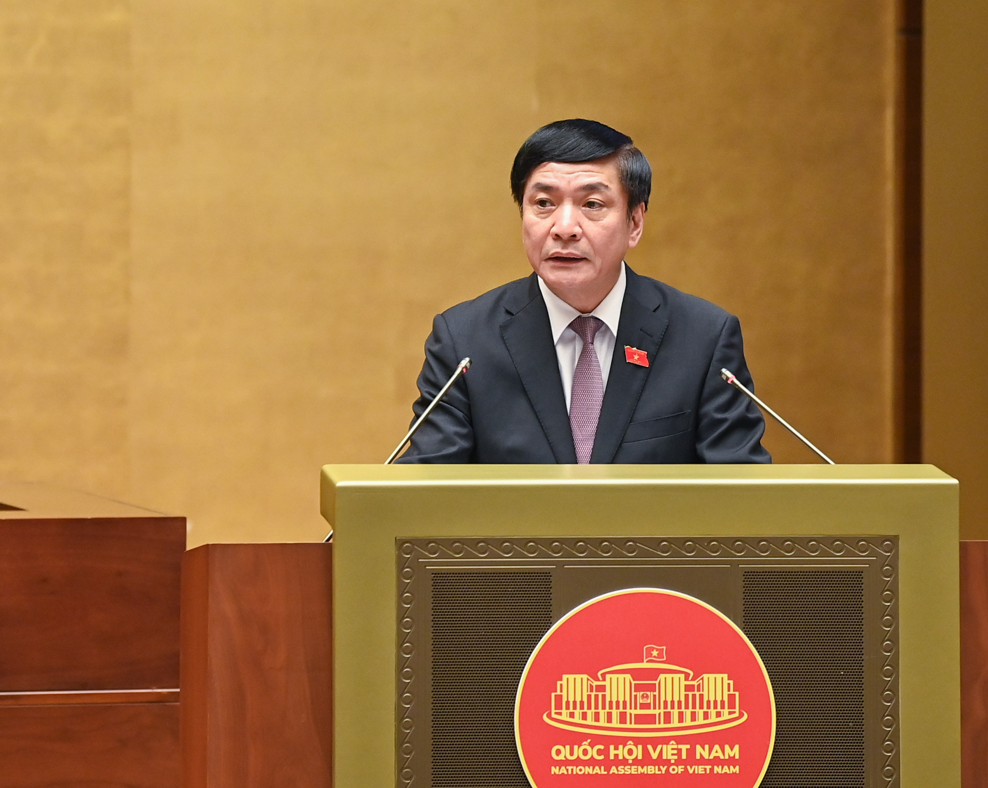 Tổng Thư ký, Chủ nhiệm Văn phòng Quốc hội Bùi Văn Cường phát biểu mở đầu hội nghị.