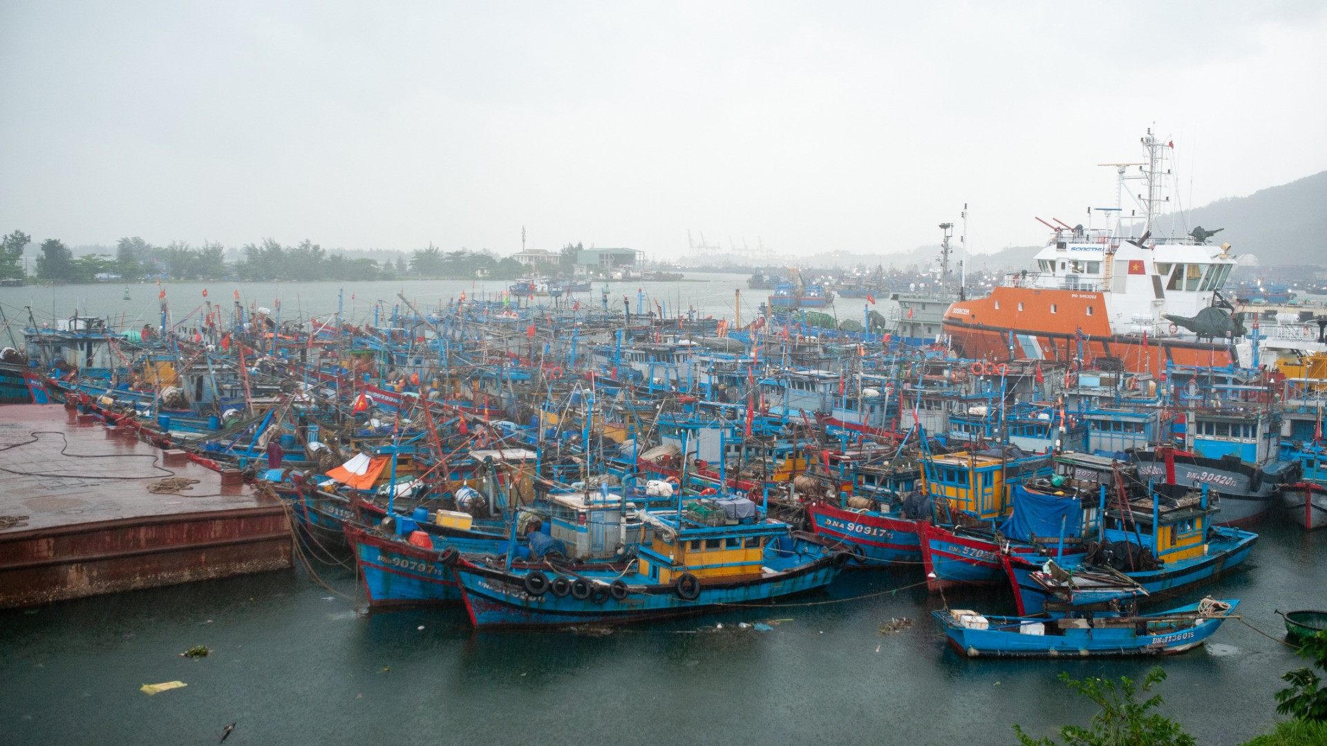 Theo ngư dân, các tàu cá đã vào bờ tránh trú bão trong những ngày qua.