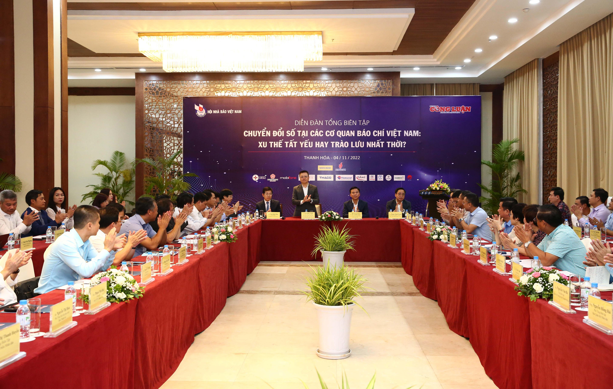Toàn cảnh Diễn đàn Tổng Biên tập: Chuyển đổi số tại các cơ quan báo chí.