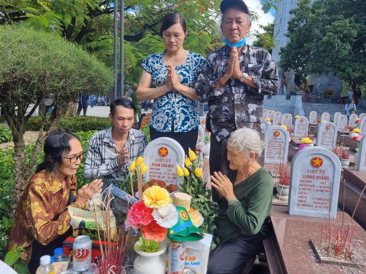 Những nỗi đau chưa bao giờ nguôi ngoai 