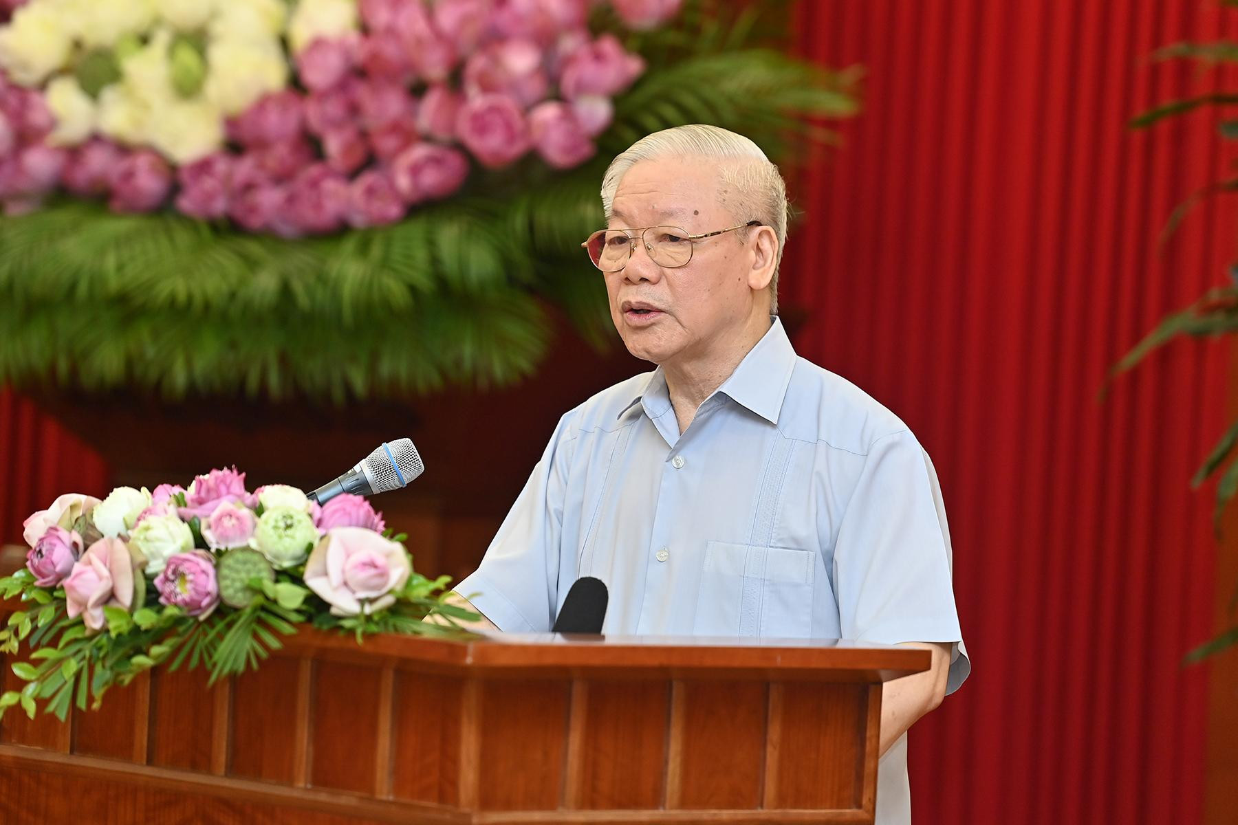 Tổng Bí thư Nguyễn Phú Trọng phát biểu tại buổi gặp mặt. Tổng Bí thư Nguyễn Phú Trọng phát biểu tại buổi gặp mặt.