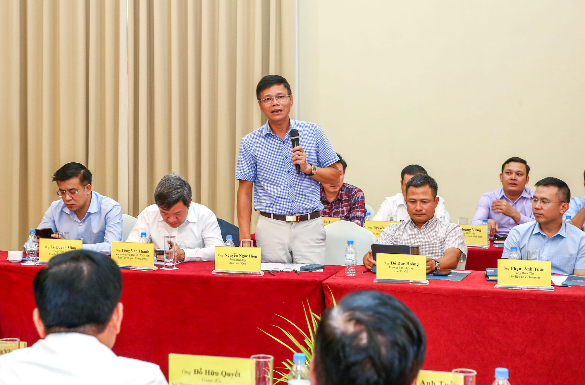 Ông Nguyễn Ngọc Hiển, Tổng Biên tập báo Lao động cho rằng: Chuyển đổi số tại các cơ quan báo chí là nhu cầu tự thân và phải thực hiện, dù còn nhiều khó khăn.