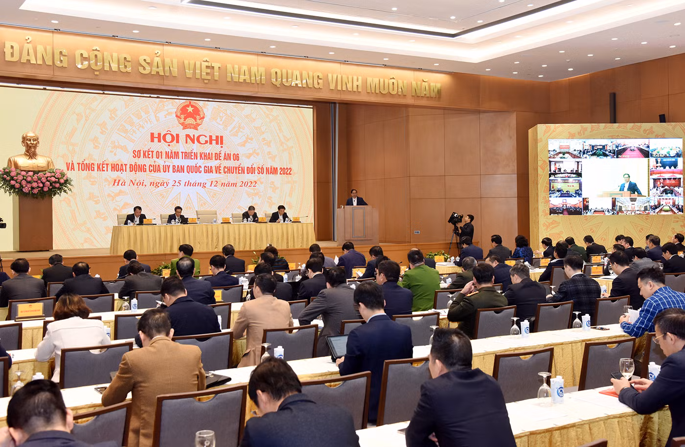 Hội nghị Sơ kết một năm triển khai Đề án 06 và tổng kết hoạt động năm 2022, triển khai các nhiệm vụ năm 2023 của Ủy ban Quốc gia về chuyển đổi số. (Ảnh: Trần Hải)