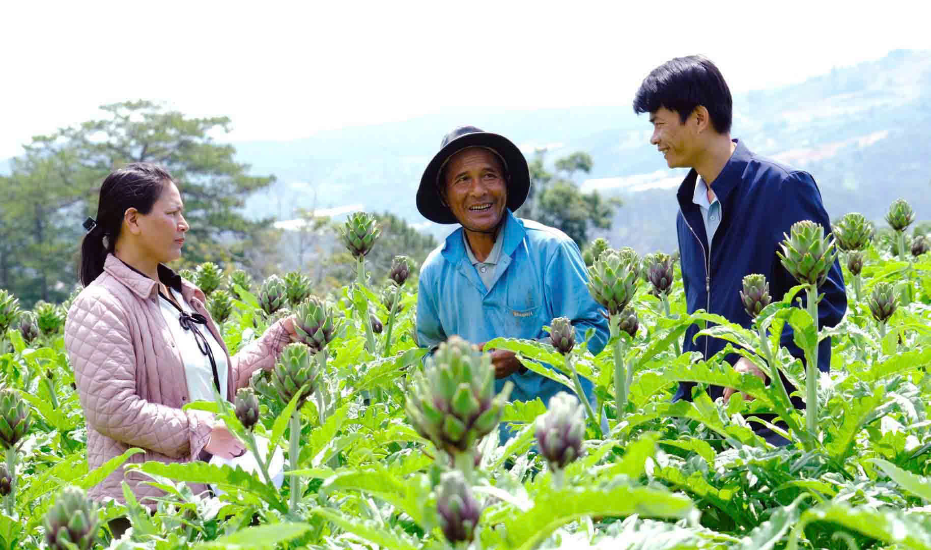Nhờ sự quan tâm sâu sát của Đảng, Nhà nước và chính quyền địa phương, cuộc sống đồng bào dân tộc thiểu số có những đổi thay mạnh mẽ. Ảnh: VĂN BẢO