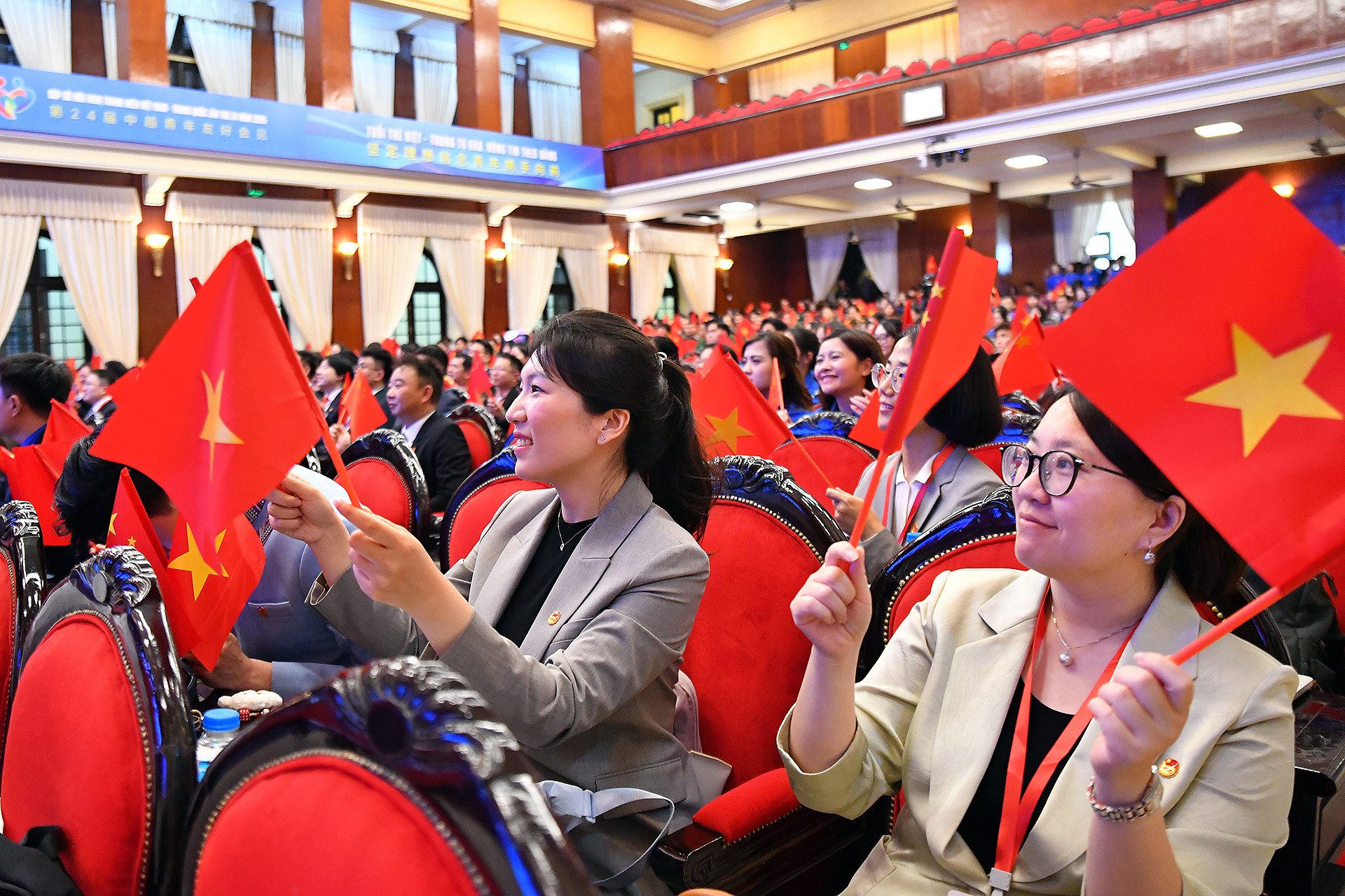 Chương trình có sự tham gia của 100 đại biểu cán bộ Đoàn, đoàn viên, thanh niên ưu tú Trung Quốc.