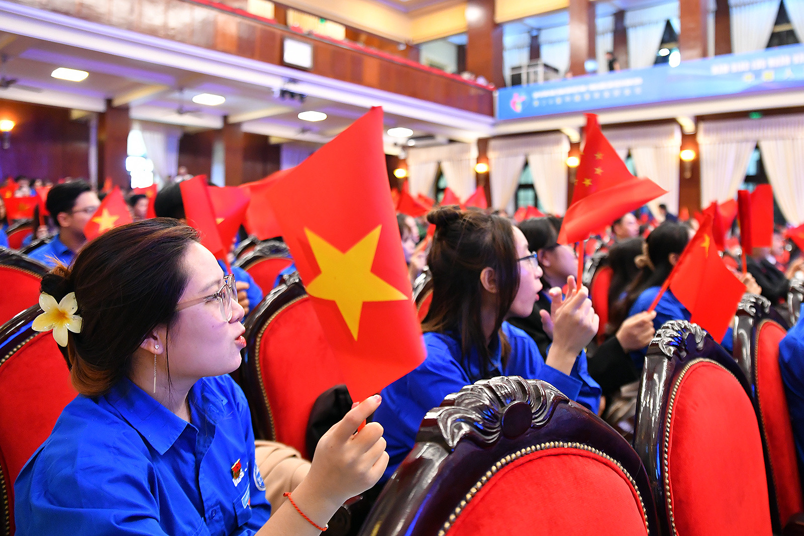 Không khí sôi nổi trong các đại biểu tham gia chương trình.