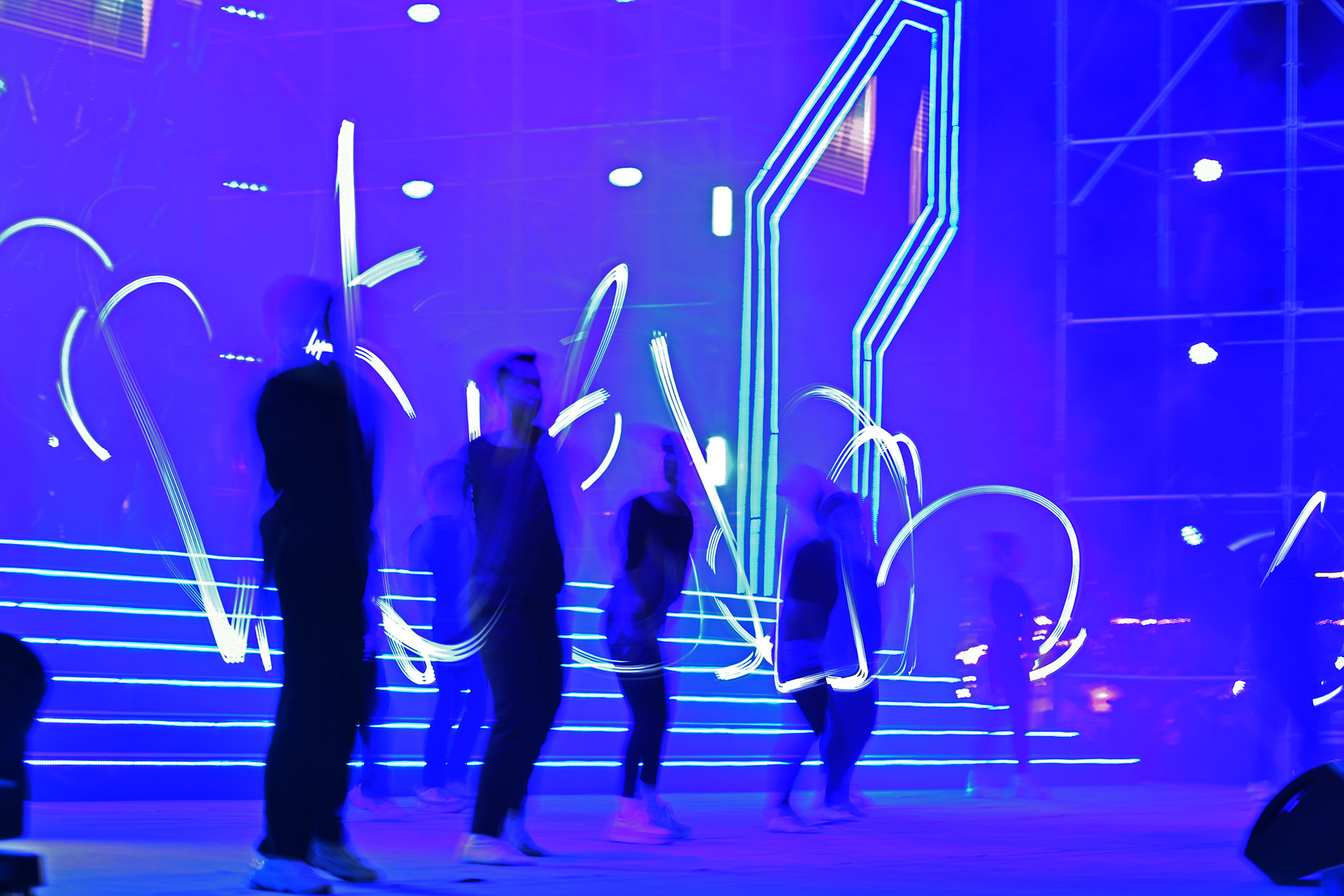 Các tiết mục văn nghệ sôi nổi tại Chương trình.