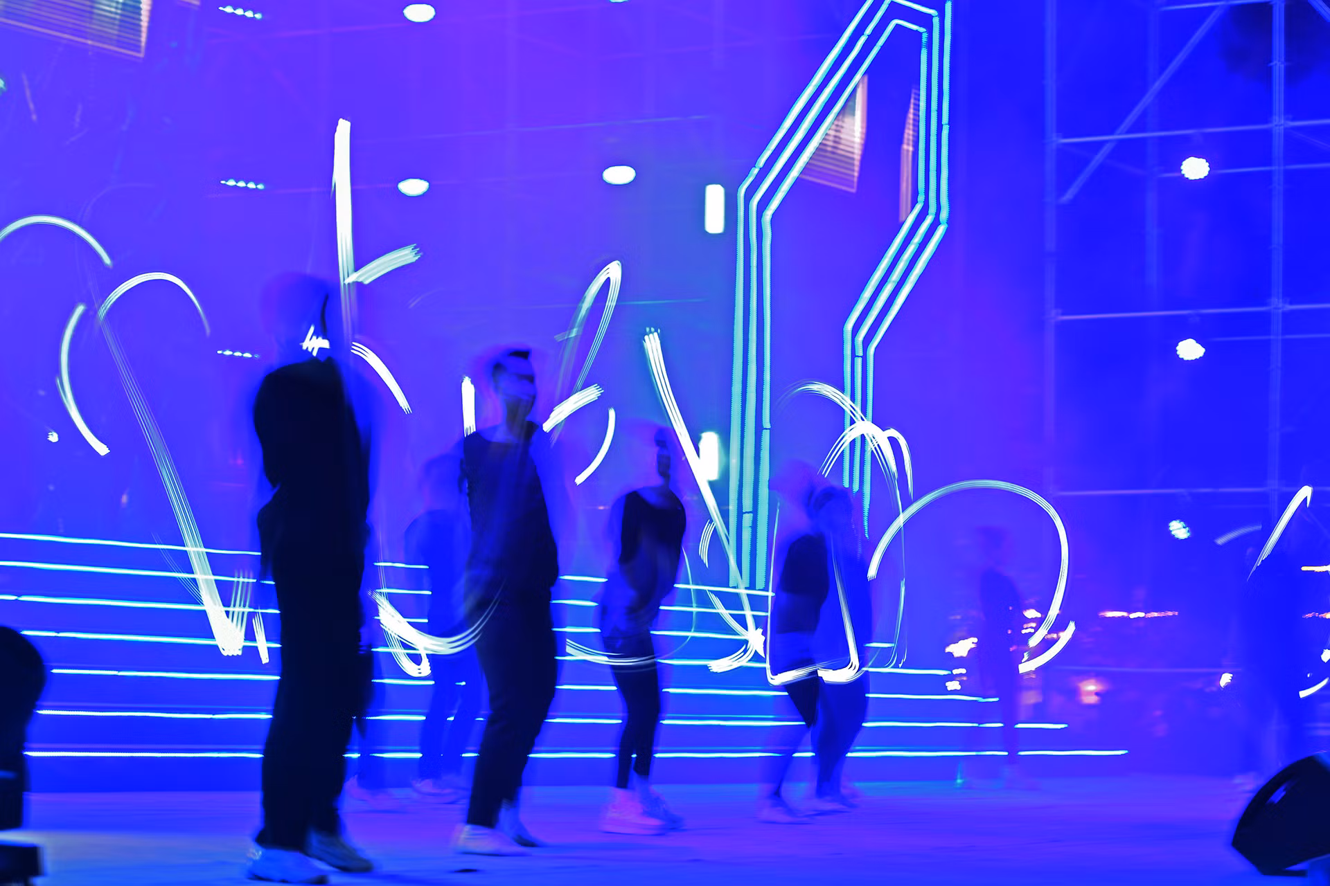 Các tiết mục văn nghệ sôi nổi tại Chương trình.