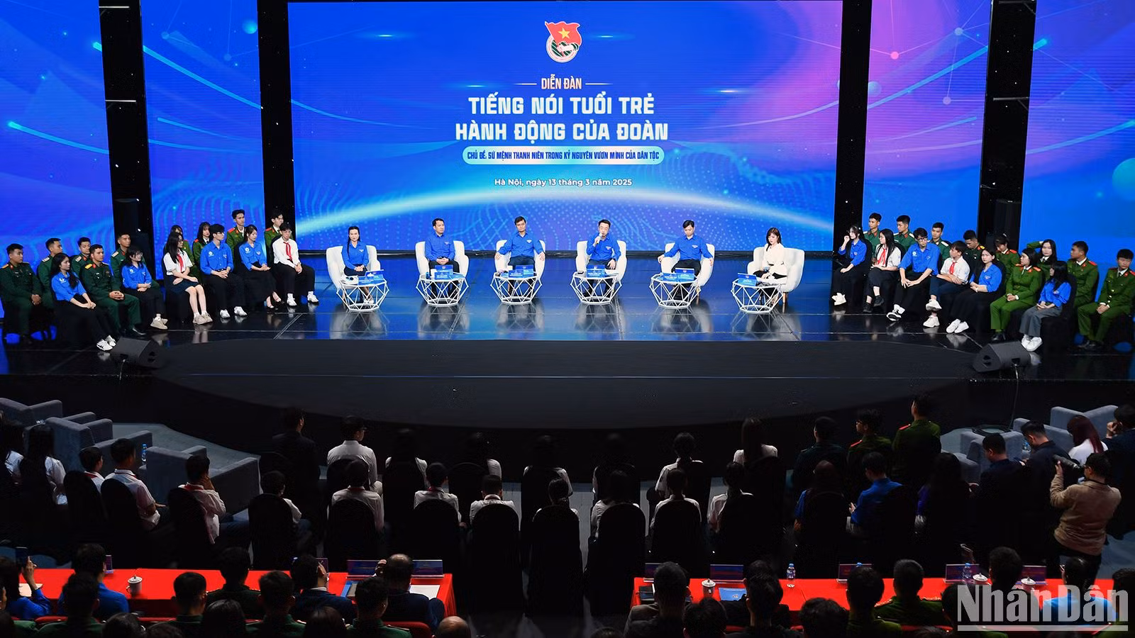 Toàn cảnh Diễn đàn "Tiếng nói tuổi trẻ - Hành động của Đoàn" năm 2025.