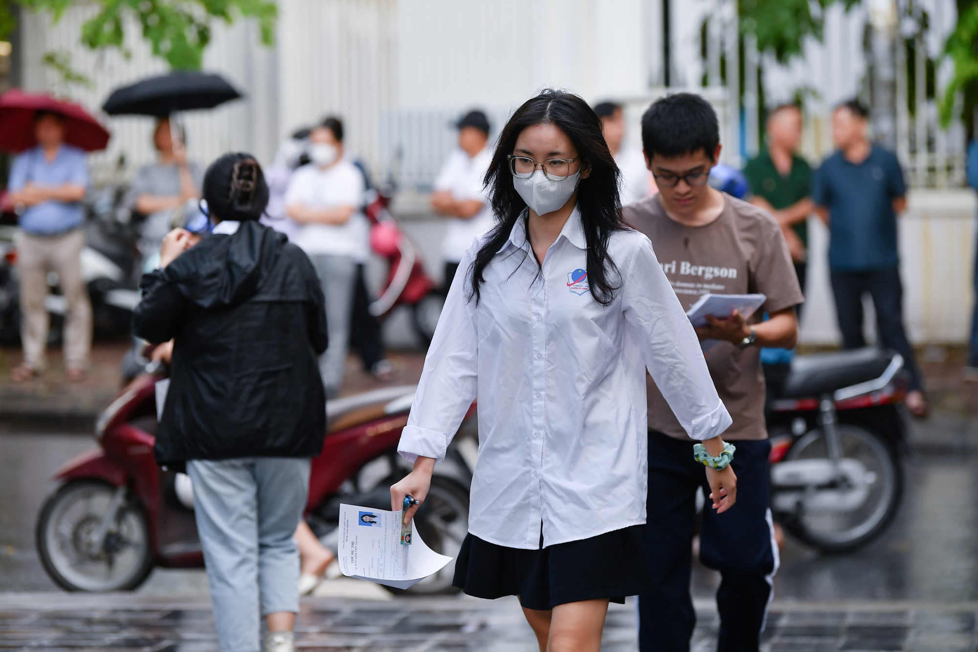 Bộ Giáo dục và Đào tạo đã thành lập 63 đoàn kiểm tra công tác coi thi của Bộ tại 63 sở giáo dục và đào tạo và hội đồng thi, huy động gần 8.000 cán bộ, giảng viên cơ hữu các cơ sở giáo dục đại học tham gia các đoàn kiểm tra công tác coi thi. Bộ cũng thành lập 63 đoàn kiểm tra công tác chấm thi của Bộ tại 63 tỉnh, thành với 264 cán bộ.