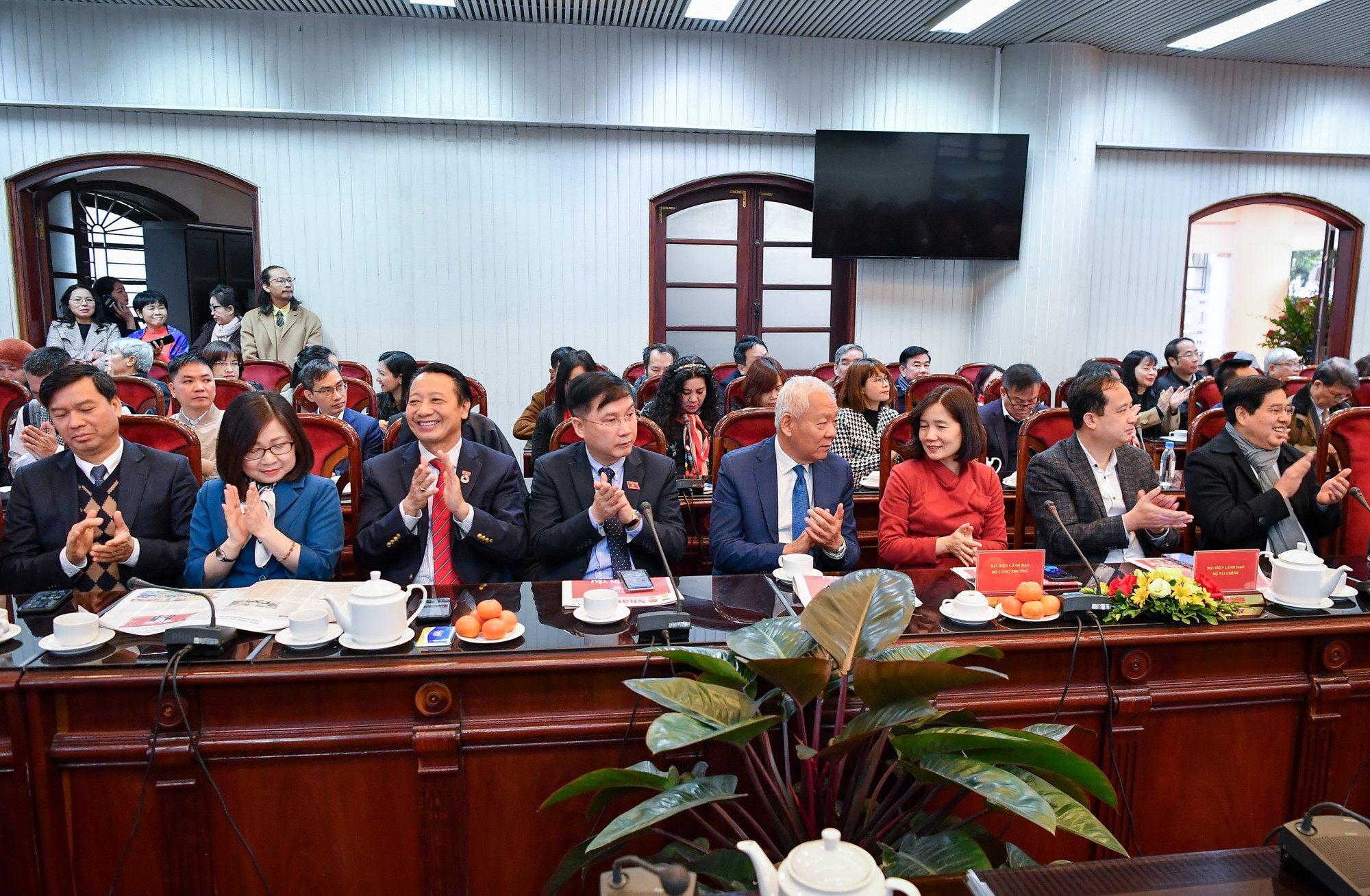 Quang cảnh lễ kỷ niệm. Quang cảnh lễ kỷ niệm.