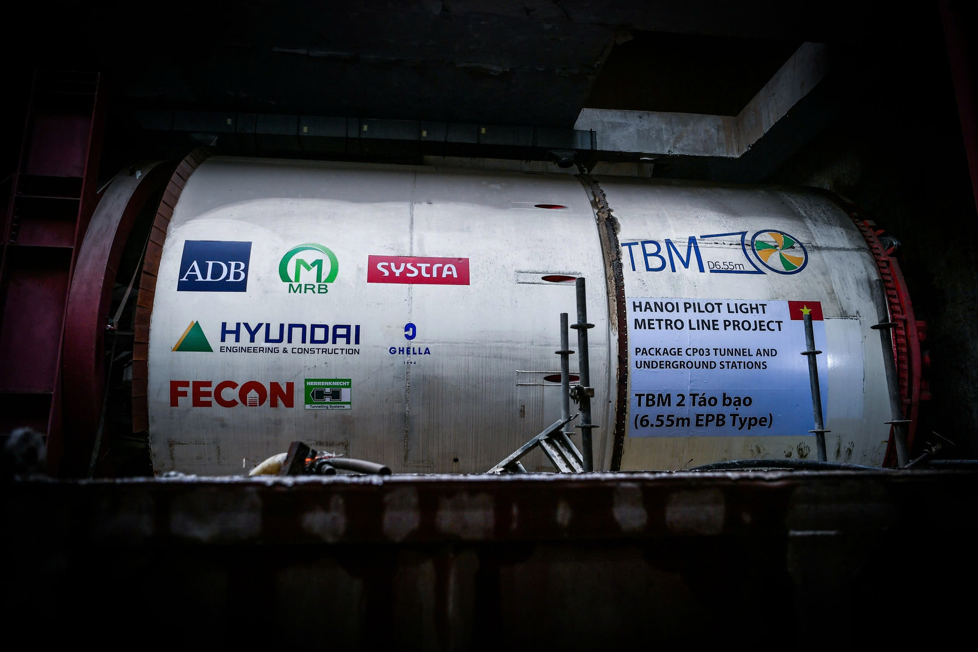 Cận cảnh robot đào hầm Táo Bạo tại vị trí sâu 20m so với mặt đất.