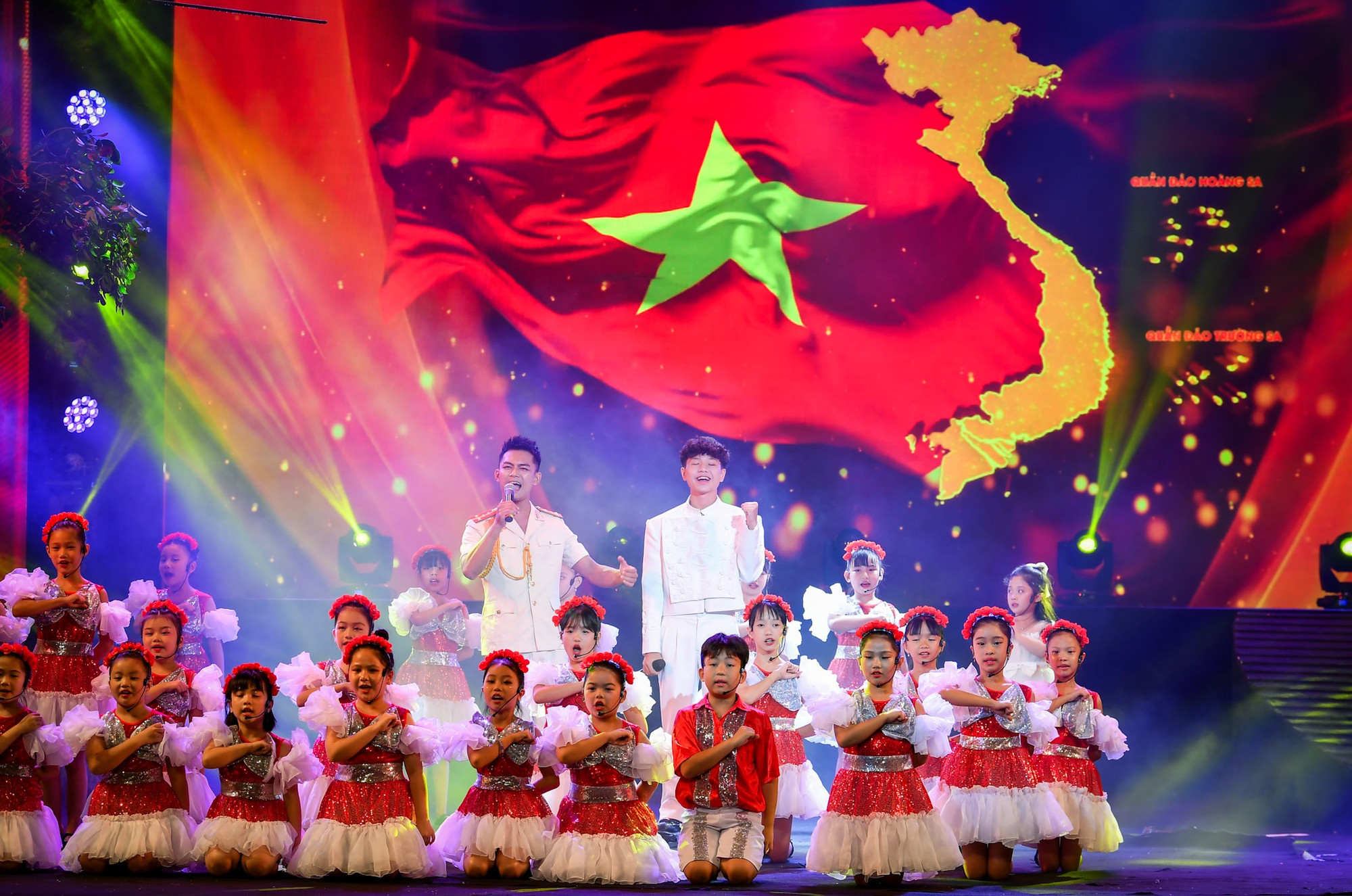 Chương trình Sao Độc lập năm 2024 đã để lại trong lòng người xem những dư âm đặc biệt. Chương trình Sao Độc lập năm 2024 đã để lại trong lòng người xem những dư âm đặc biệt.