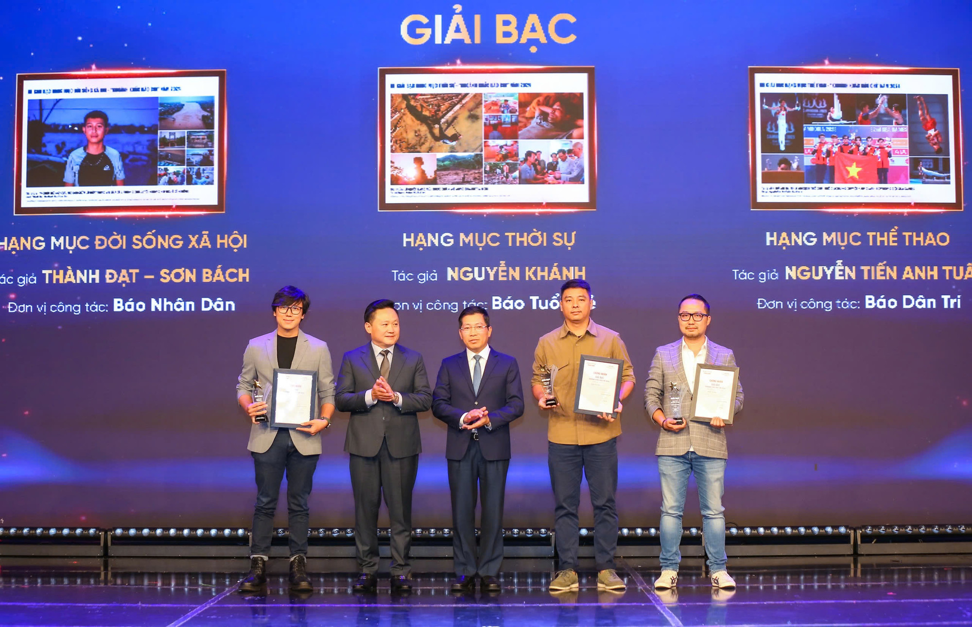 Các tác giả/nhóm tác giả vinh dự đạt Giải Bạc.