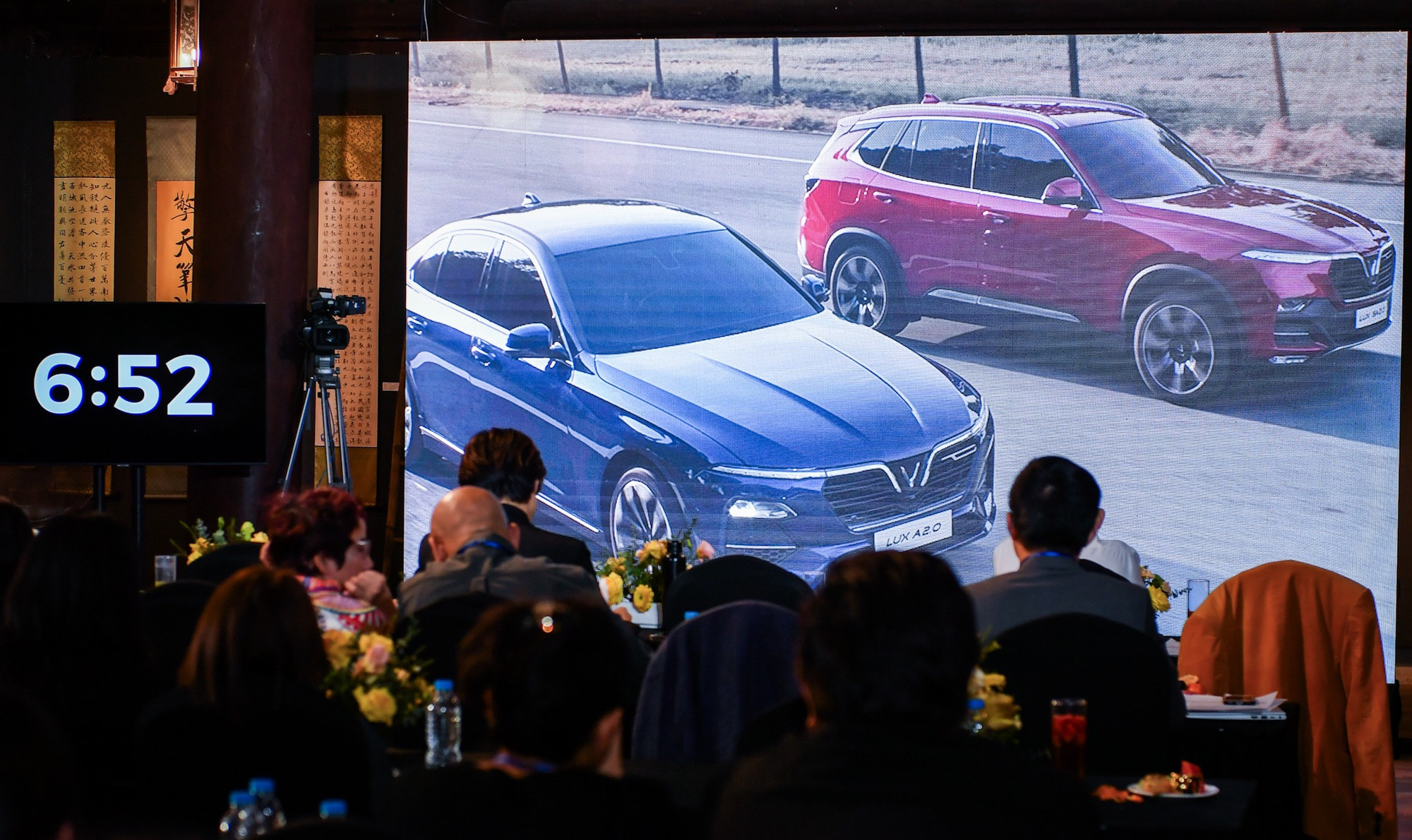 Dự án xe điện của VinFast tập trung giải quyết hai bài toán nan giải của giao thông Việt Nam: Ô nhiễm không khí và sự phụ thuộc vào nhiên liệu hóa thạch.