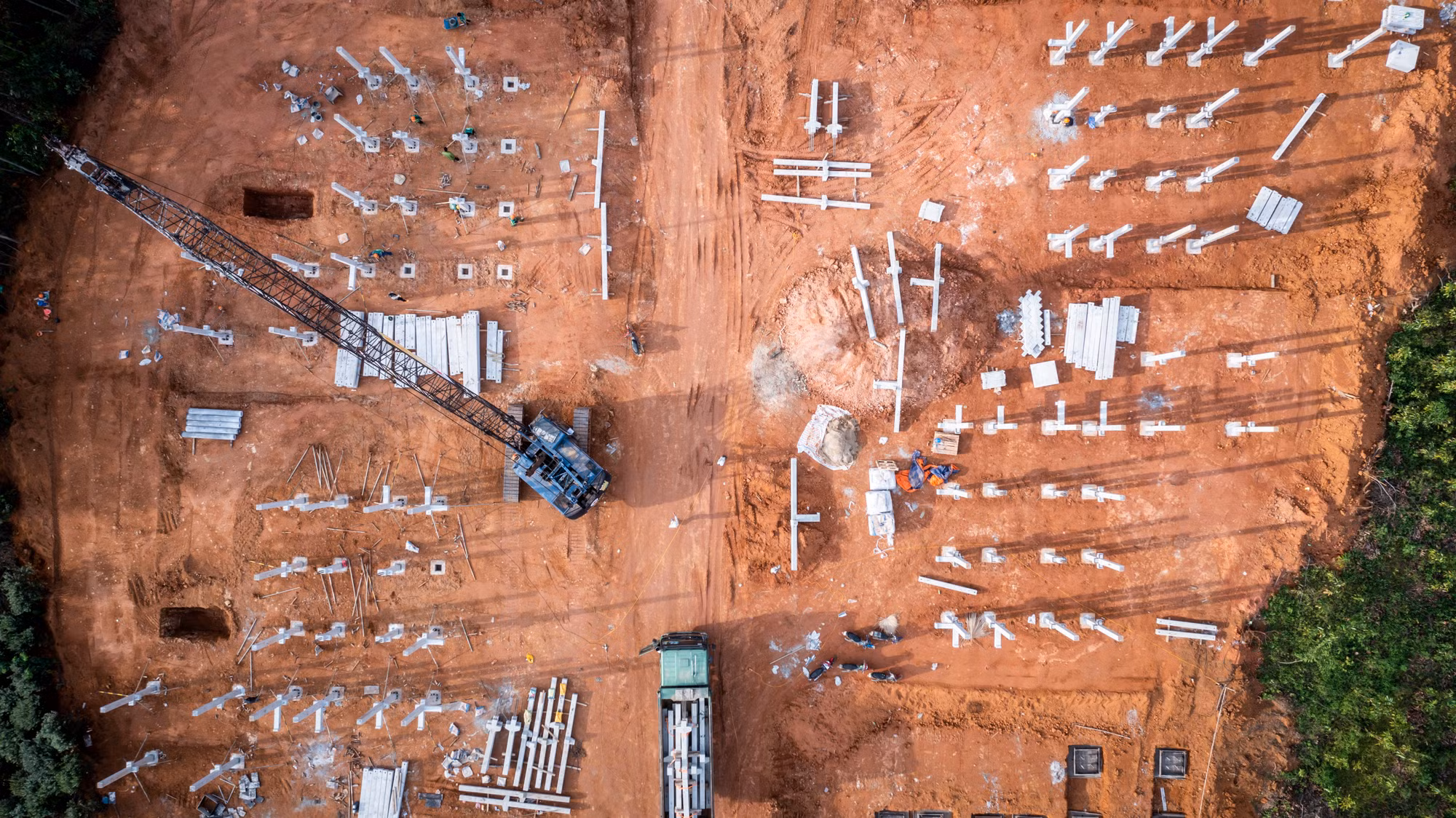 Toàn cảnh khu định cư mới của thôn Làng Nủ nhìn từ trên cao...