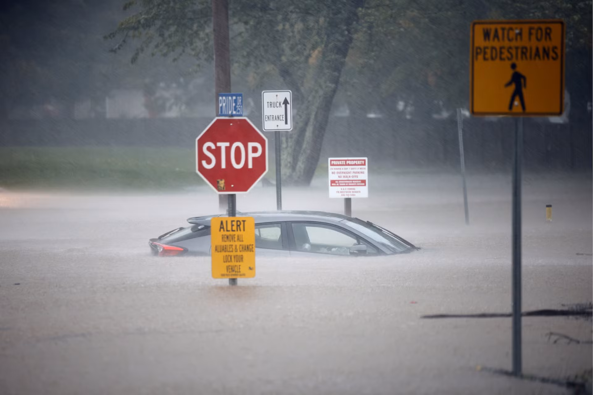 Hiện, số lượng người tử vong do bão Helene gây ra tại Mỹ vẫn đang tăng nhanh. Đây cũng là cơn bão lớn nhất đổ bộ vào quốc gia này trong năm 2024.