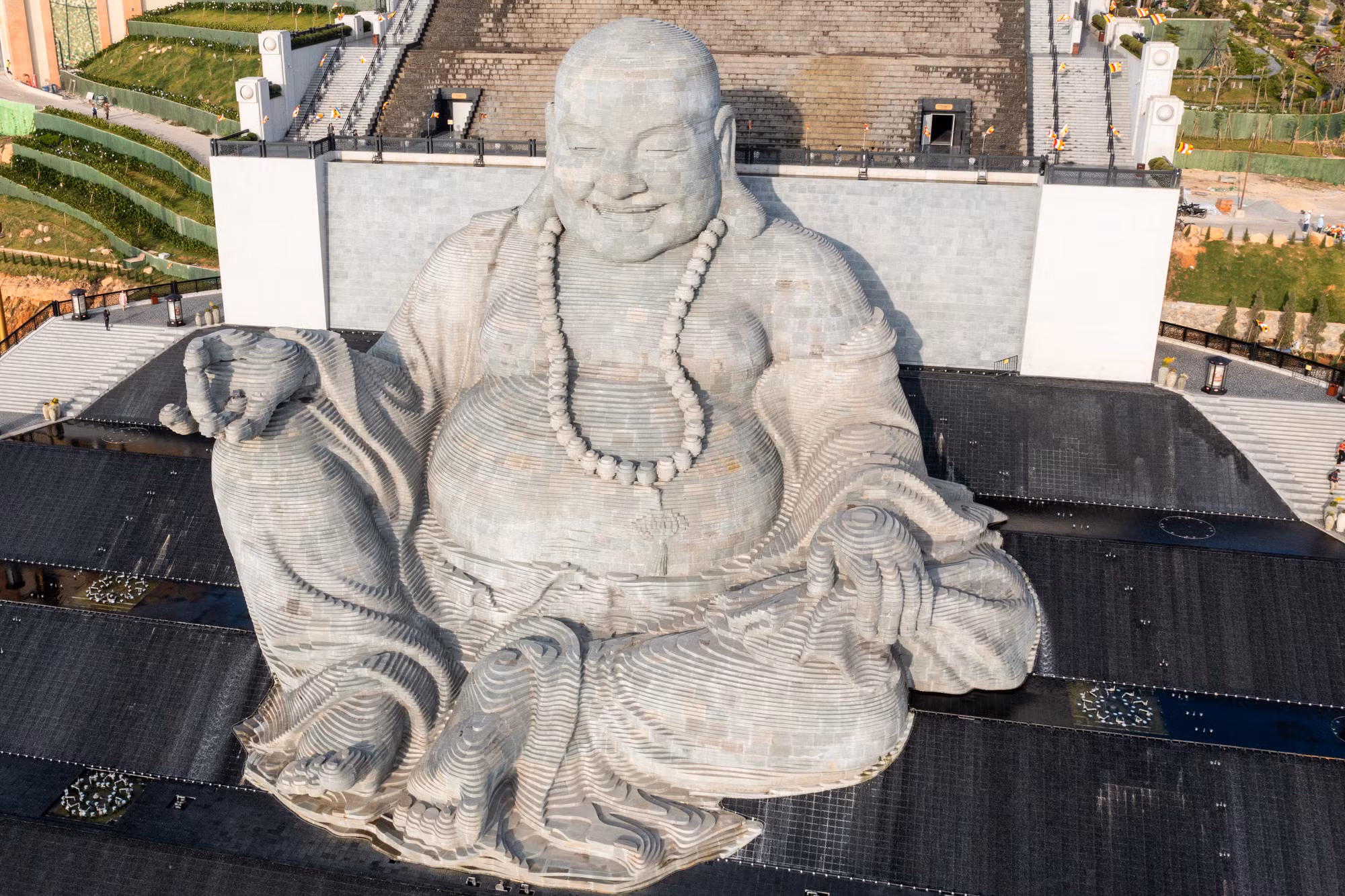 [Ảnh] Chiêm ngưỡng biển mây huyền ảo trên đỉnh núi Bà Đen Tây Ninh ảnh 16