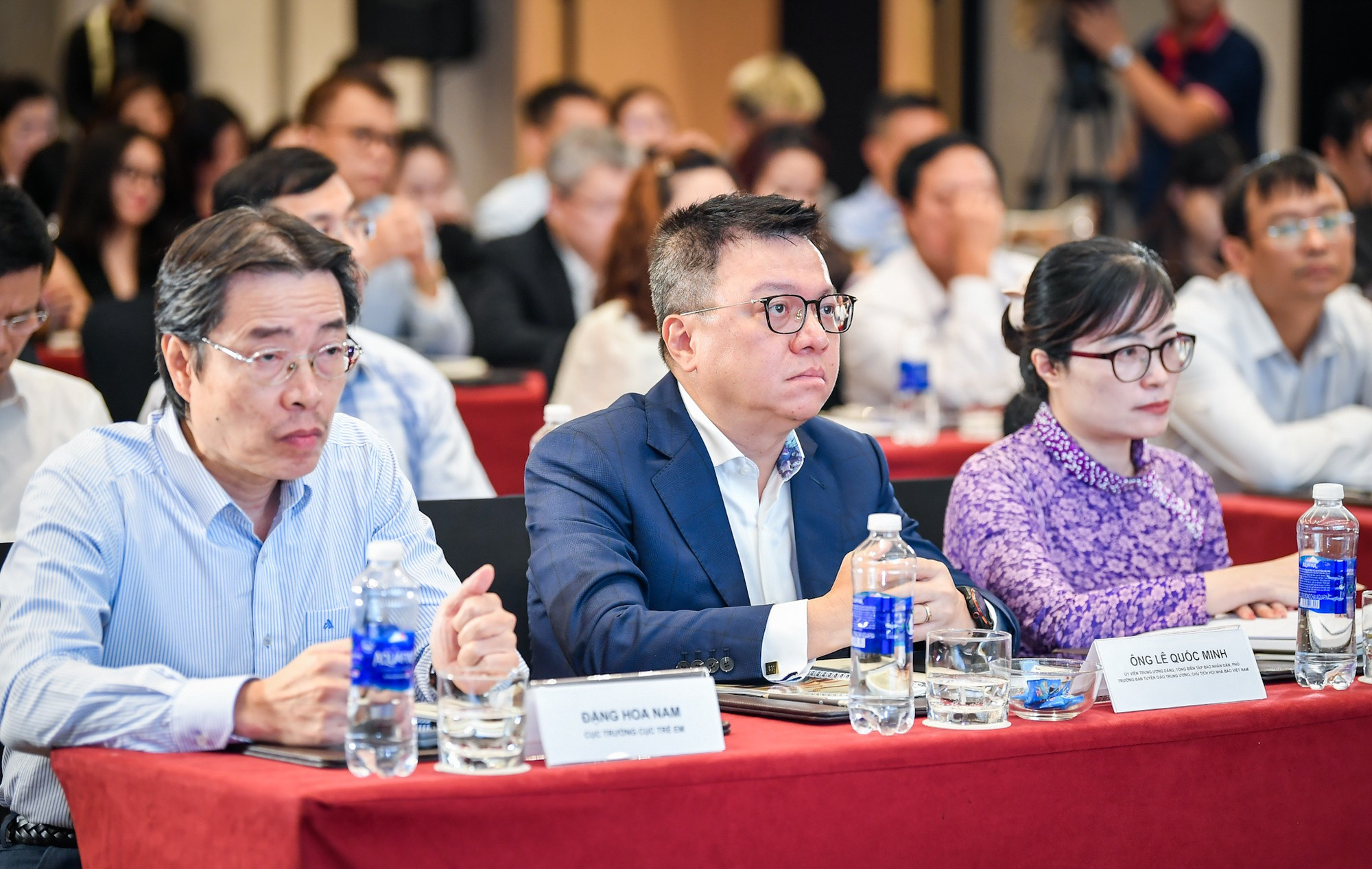 Các đại biểu tham dự sự kiện.