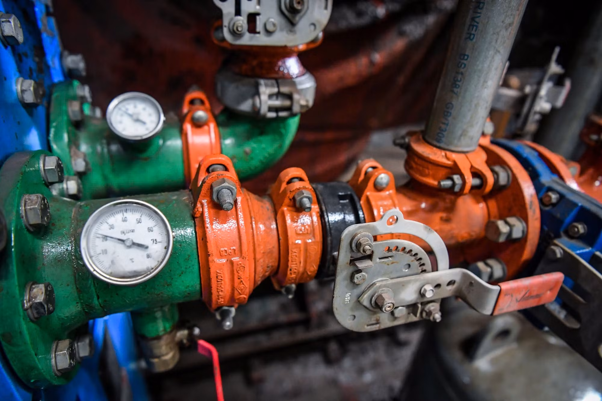 Các thông số về nhiệt độ, áp suất bên trong hầm luôn được giám sát chặt chẽ.